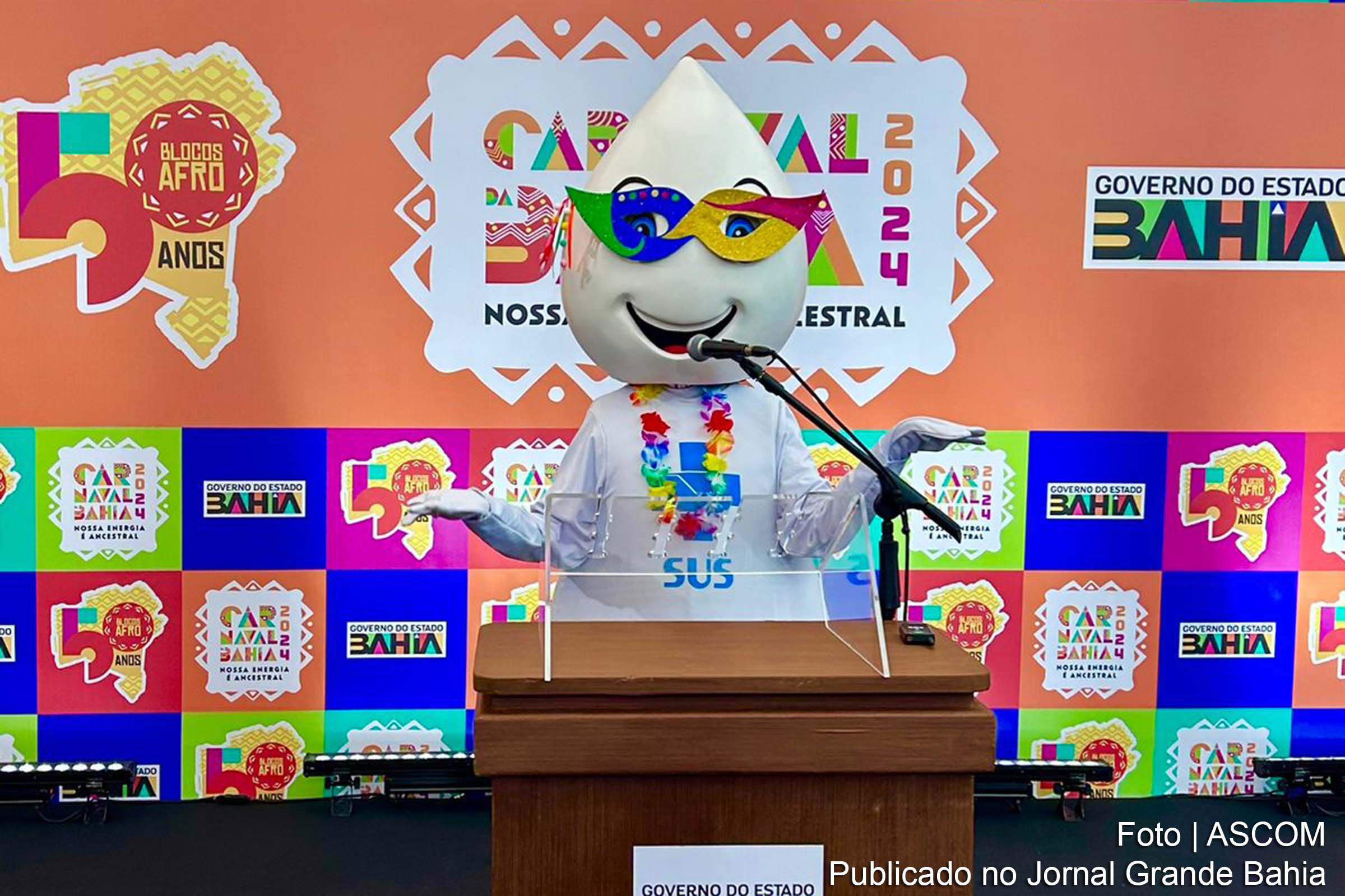 Campanha de vacinação contra a Covid-19 estende horário durante Carnaval 2024 em Salvador