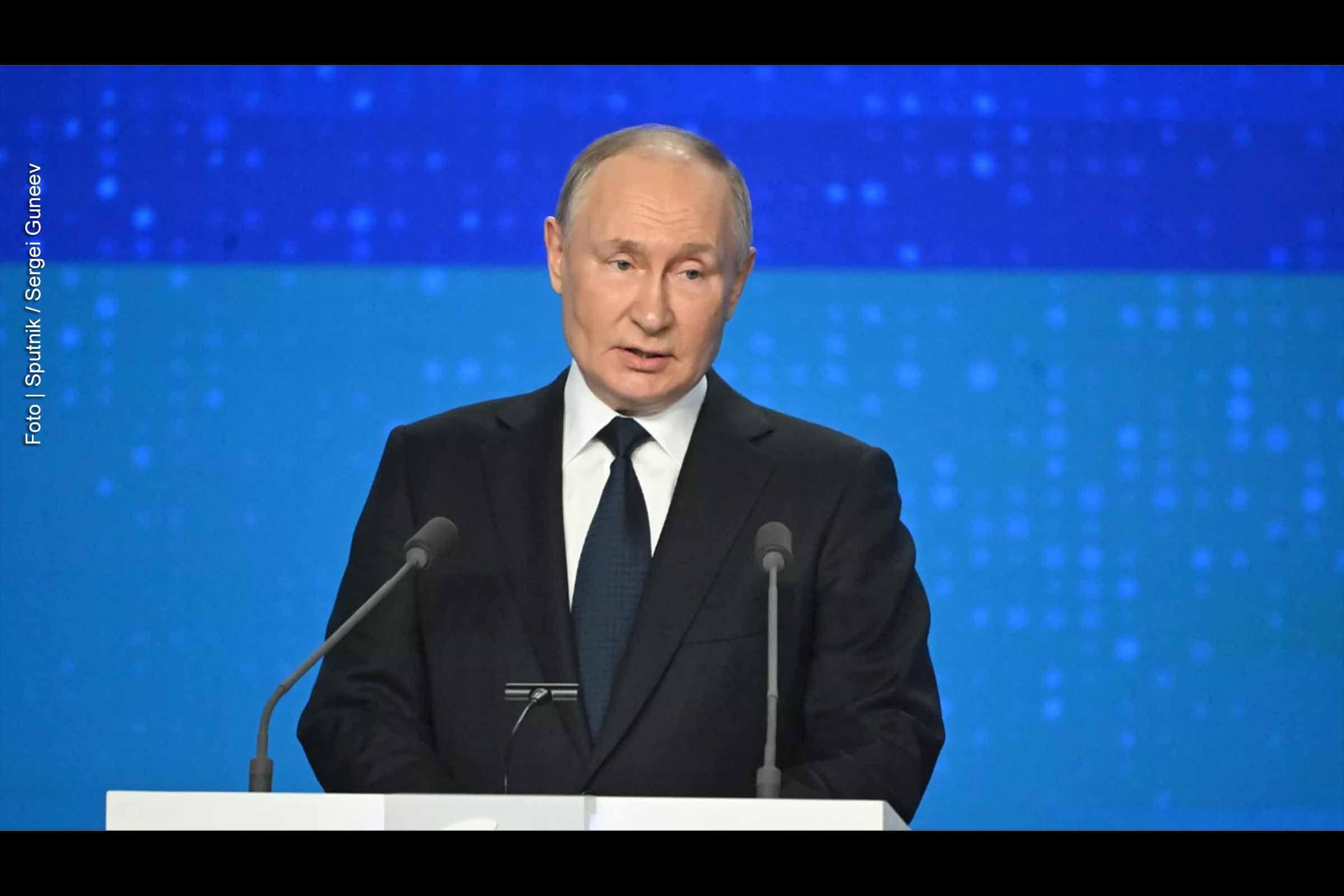 Presidente Vladimir Putin acusa Ucrânia de rejeitar negociações e alerta para possível colapso do Estado