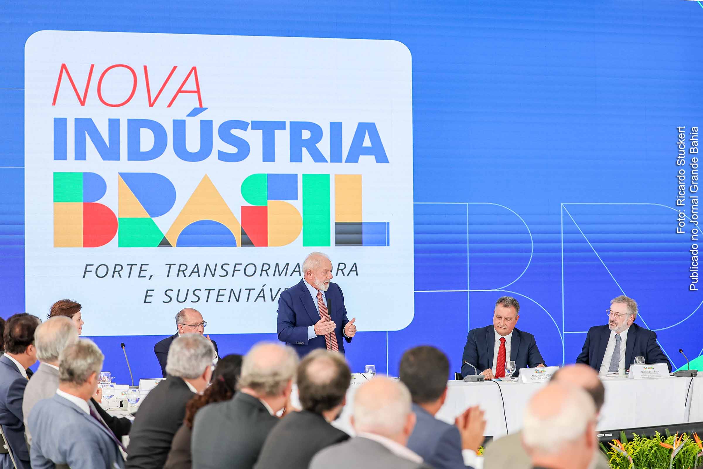 Ministro Rui Costa diz que plano Nova Indústria Brasil prioriza compras de produtos e contratação de serviços nacionais