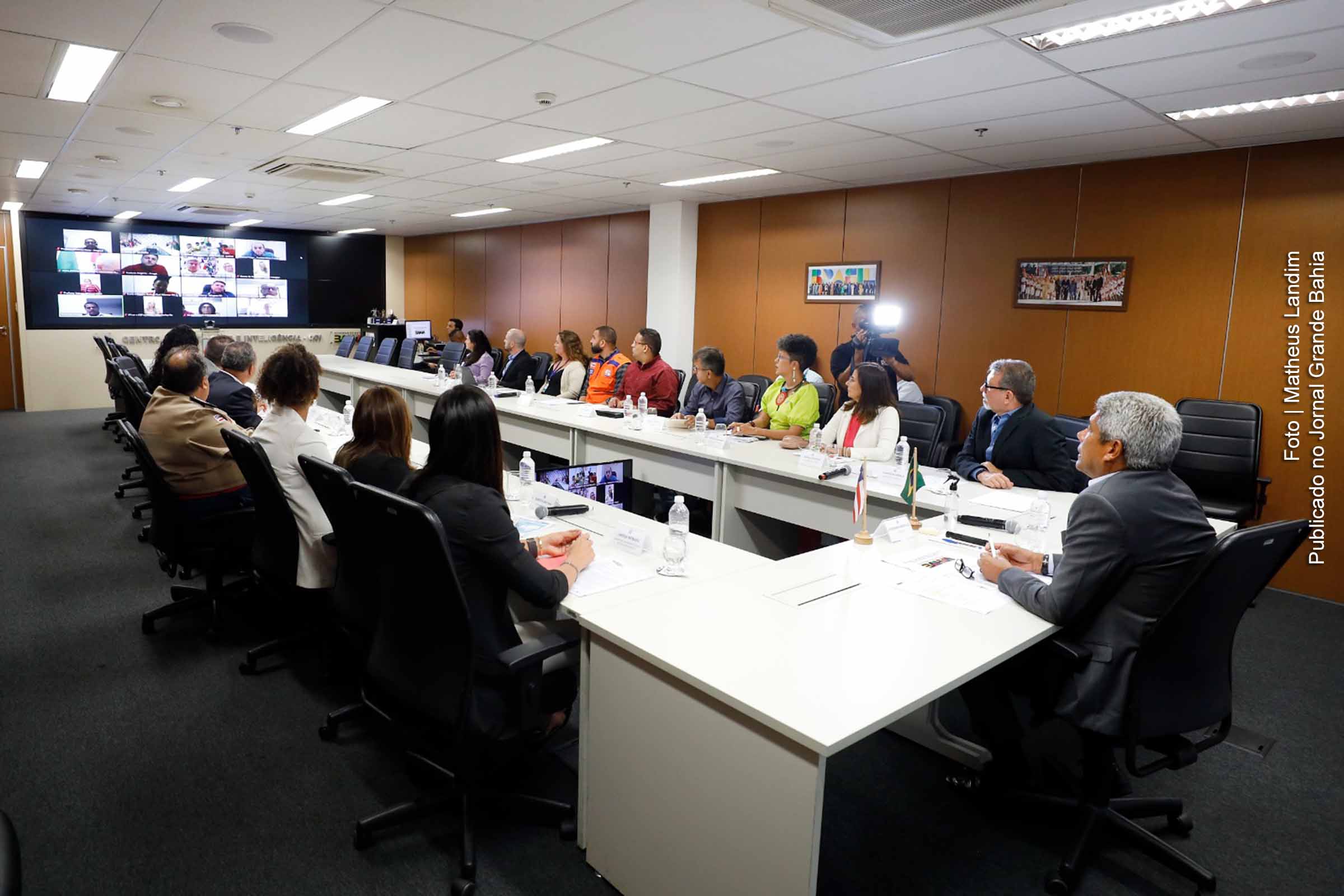 Governador Jerônimo Rodrigues lidera ação emergencial em resposta às chuvas devastadoras na Bahia