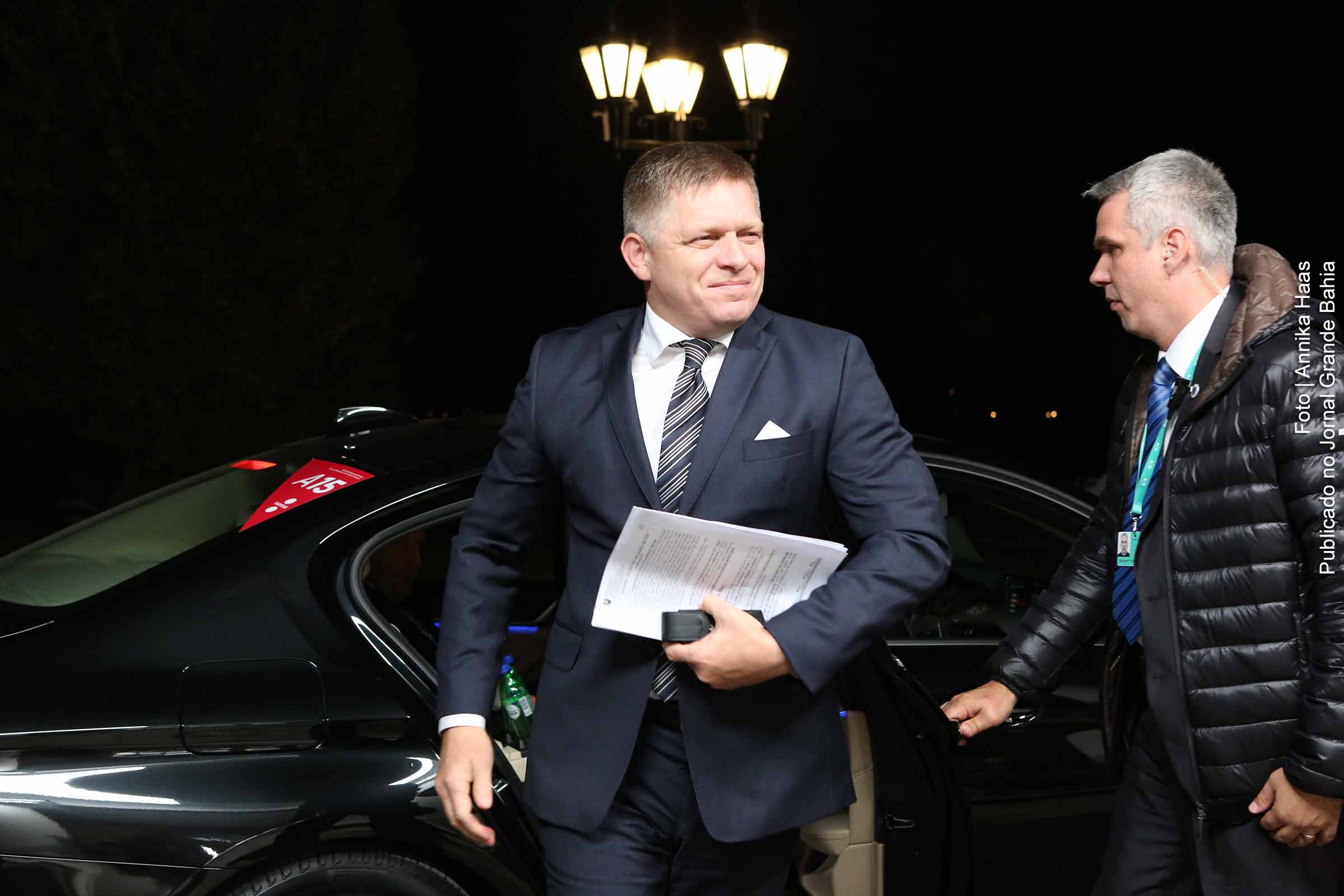 Eslováquia veta adesão da Ucrânia à OTAN; Espectro da Terceira Guerra Mundial ronda União Europeia e Rússia