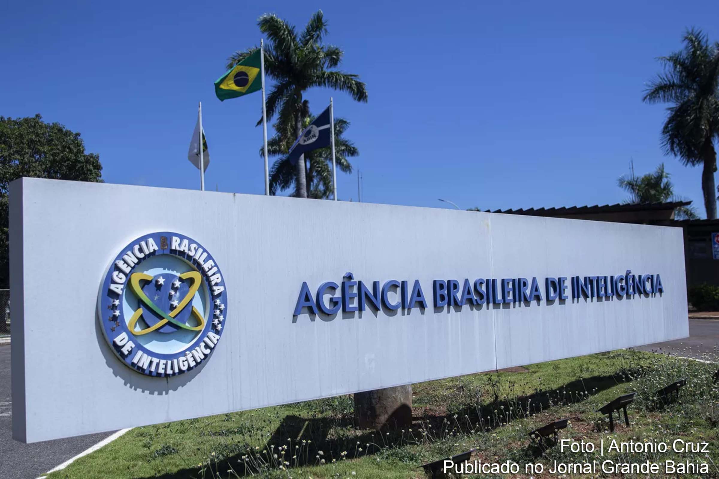Abin enfrenta críticas e pressões por reformas após o suposto uso inadequado durante o mandato de Bolsonaro.