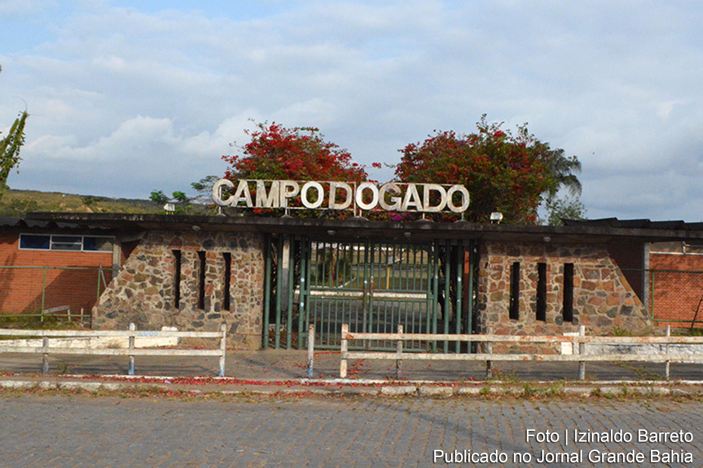 Chuvas recentes comprometeram a estrutura do Complexo Matadouro Campo do Gado Novo em Feira de Santana, levando a Prefeitura a intensificar os esforços de recuperação.