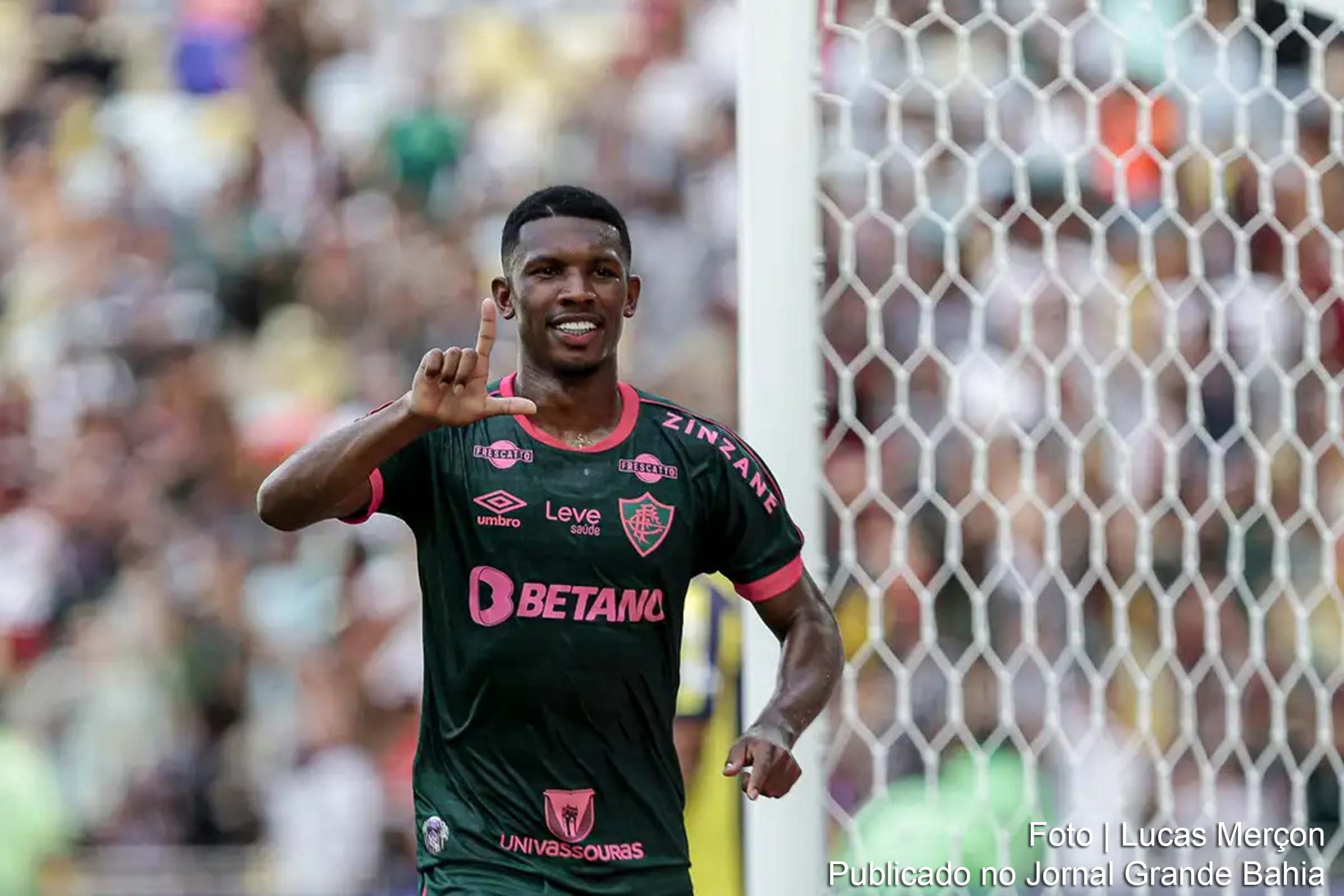 Fluminense vence Madureira com gol de Lelê e reassume liderança do Carioca
