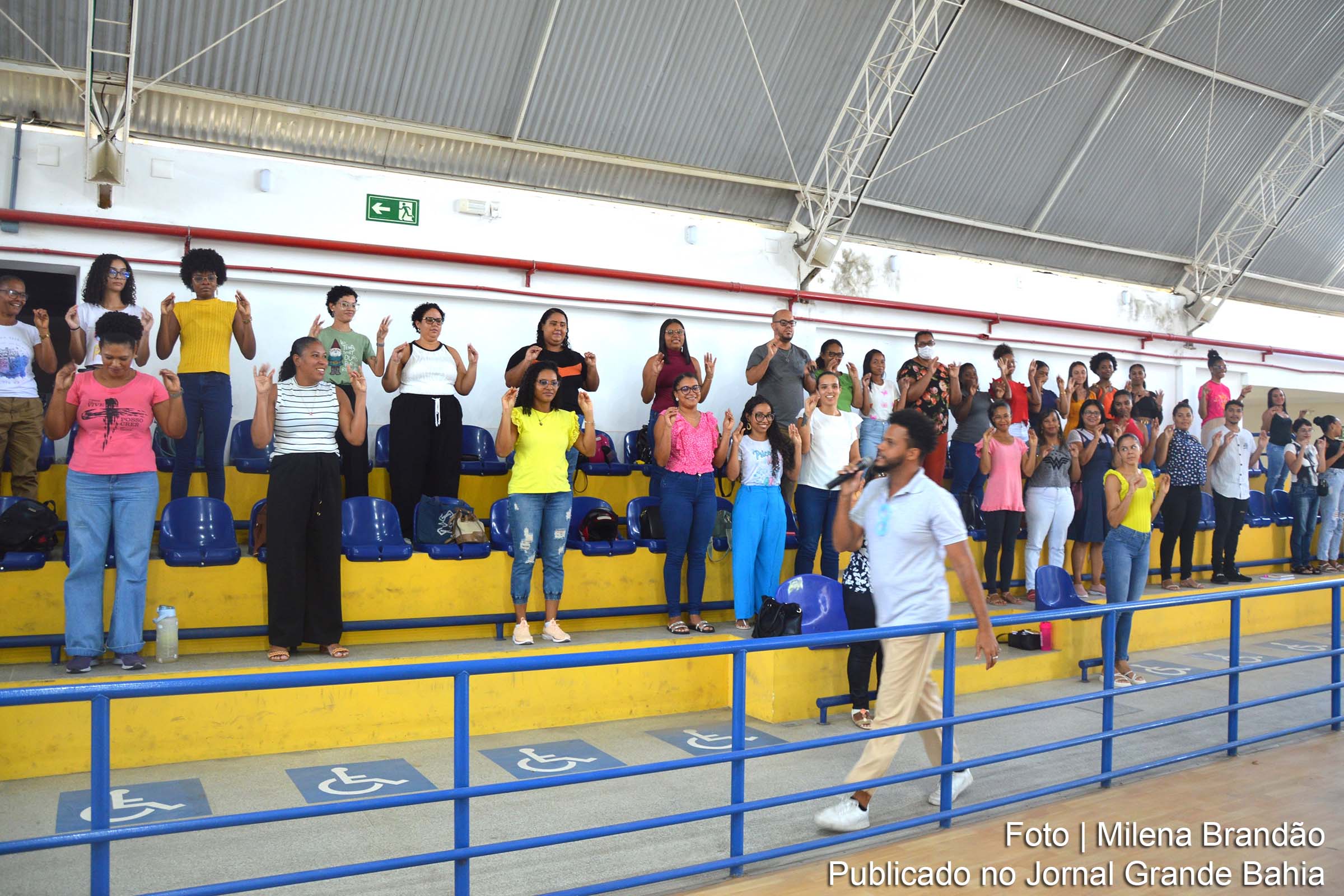 Auxiliares de apoio à educação inclusiva recebem formação para o ano letivo de 2024.