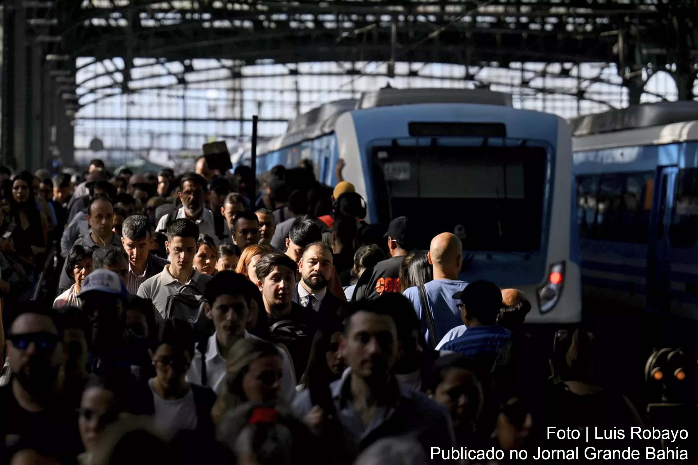 Estudo da Universidade Católica Argentina aponta que níveis de pobreza no país atingiram 57,4% em janeiro.