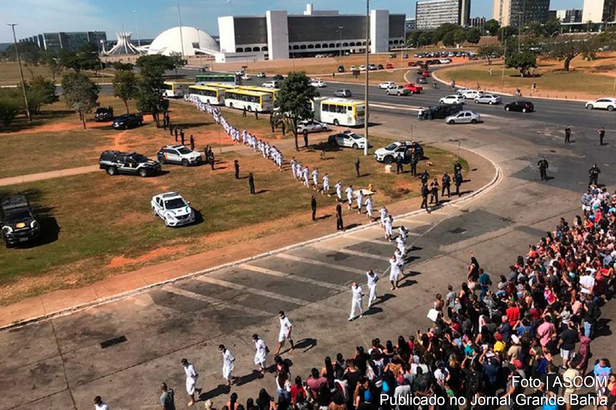 Discussão parlamentar destaca implicações das saídas temporárias no processo de reintegração de detentos à sociedade.