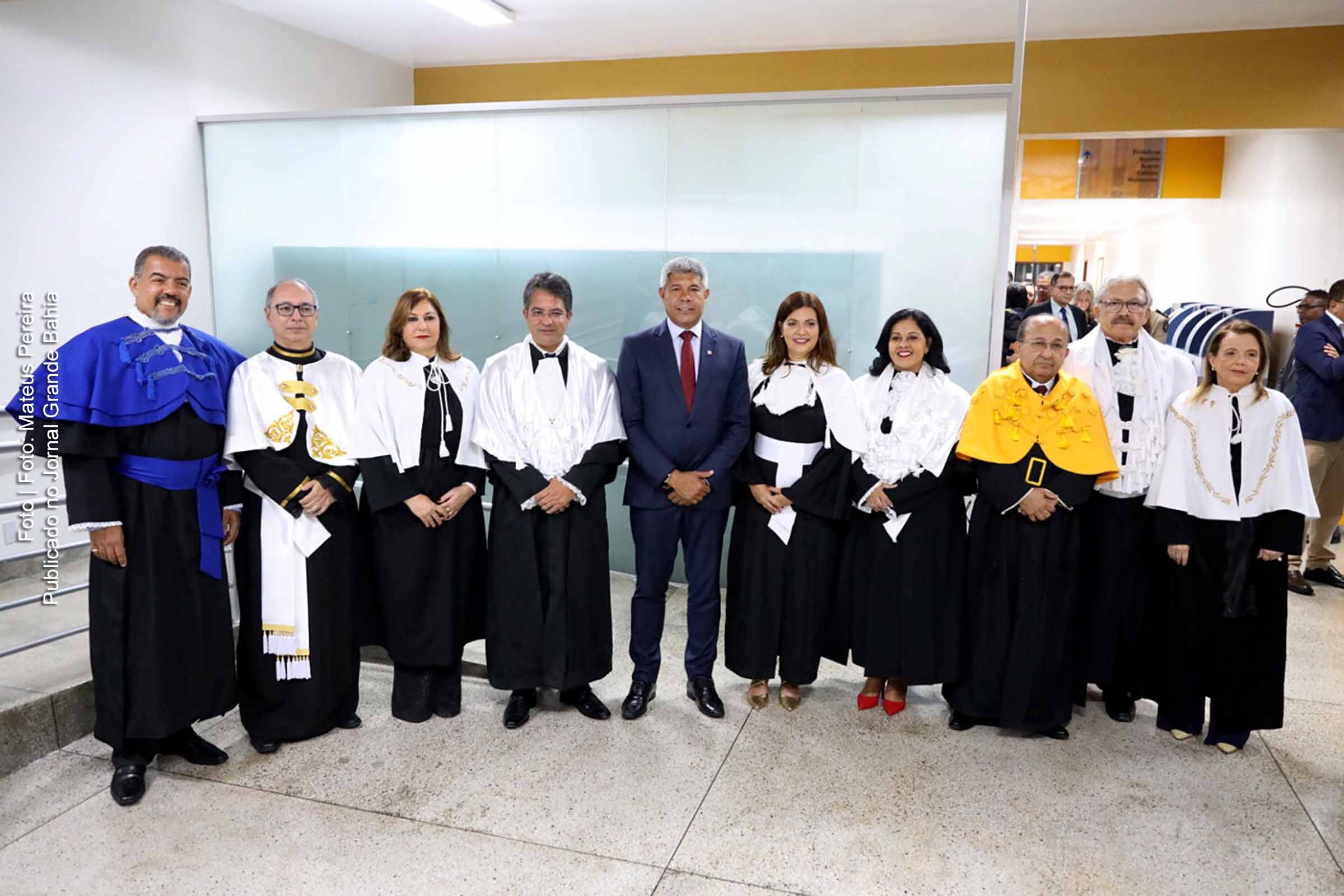 Governador Jerônimo ressalta compromisso com a educação e fortalecimento das universidades estaduais na posse da nova direção da UESC