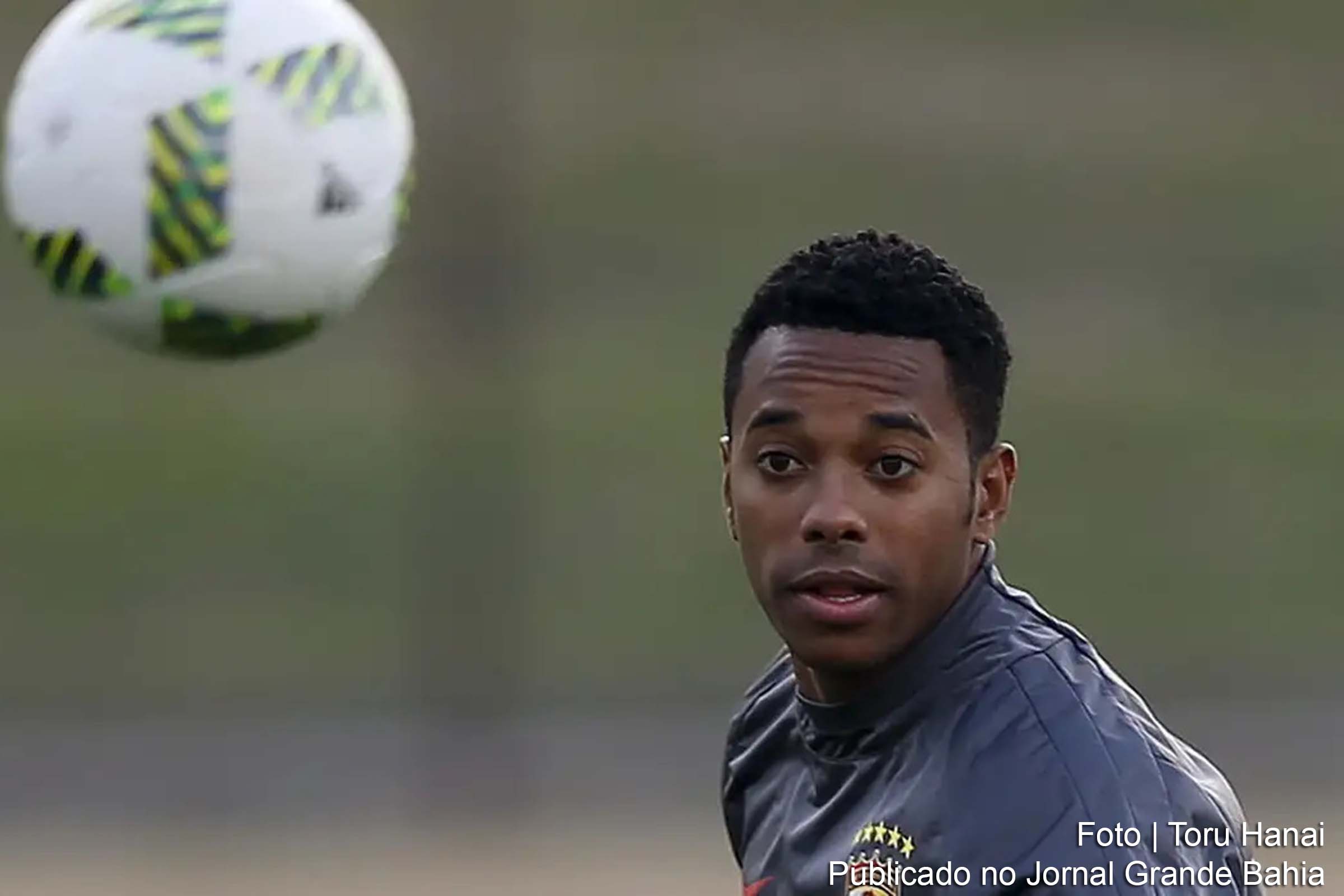 Ex-jogador de futebol Robinho aguarda decisão do Superior Tribunal de Justiça (STJ) sobre cumprimento de pena por estupro na Itália.