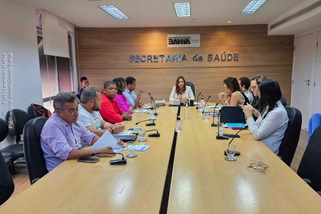SESAB reúne autoridades para discutir estratégias de combate à epidemia que assola diversos municípios baianos.