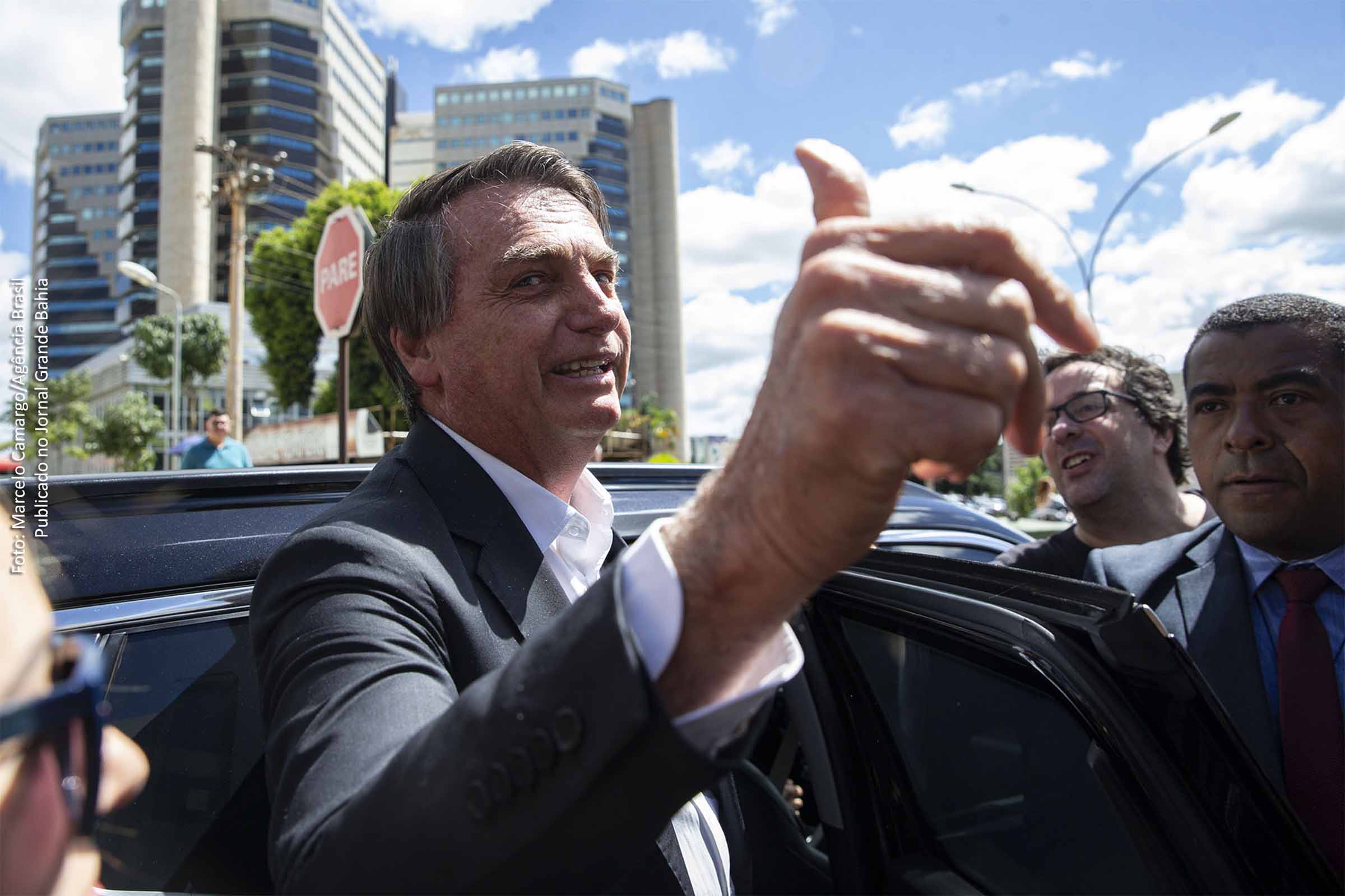 A Operação Tempus Veritatis, deflagrada pela Polícia Federal, expõe detalhes de uma suposta conspiração liderada pelo ex-presidente Jair Bolsonaro para promover um golpe de Estado, conforme revelado em relatório policial.