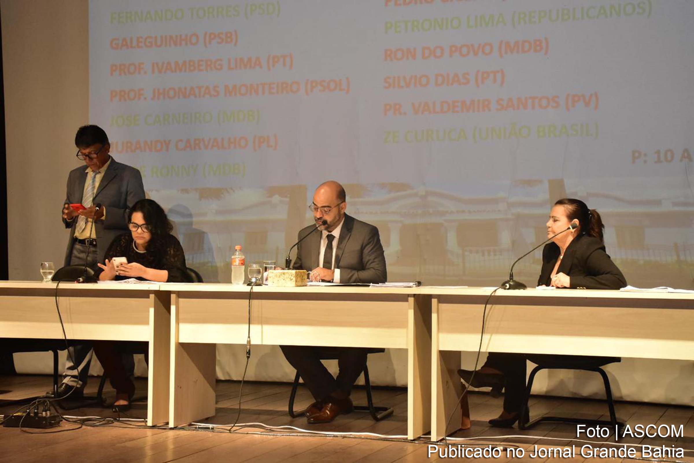 Audiência pública convocada pela Câmara Municipal de Feira de Santana busca soluções para caos pós-chuvas