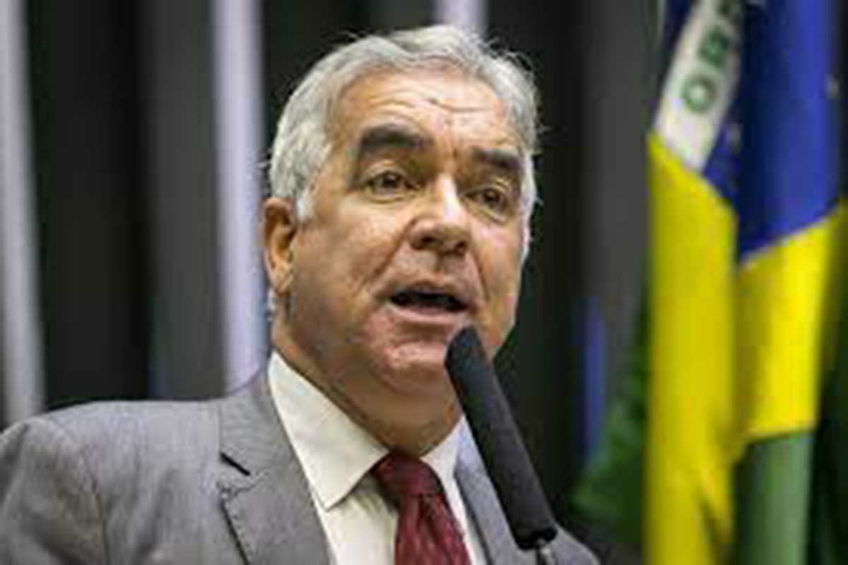 Pré-candidato a prefeito, Zé Neto, precisa de consenso.