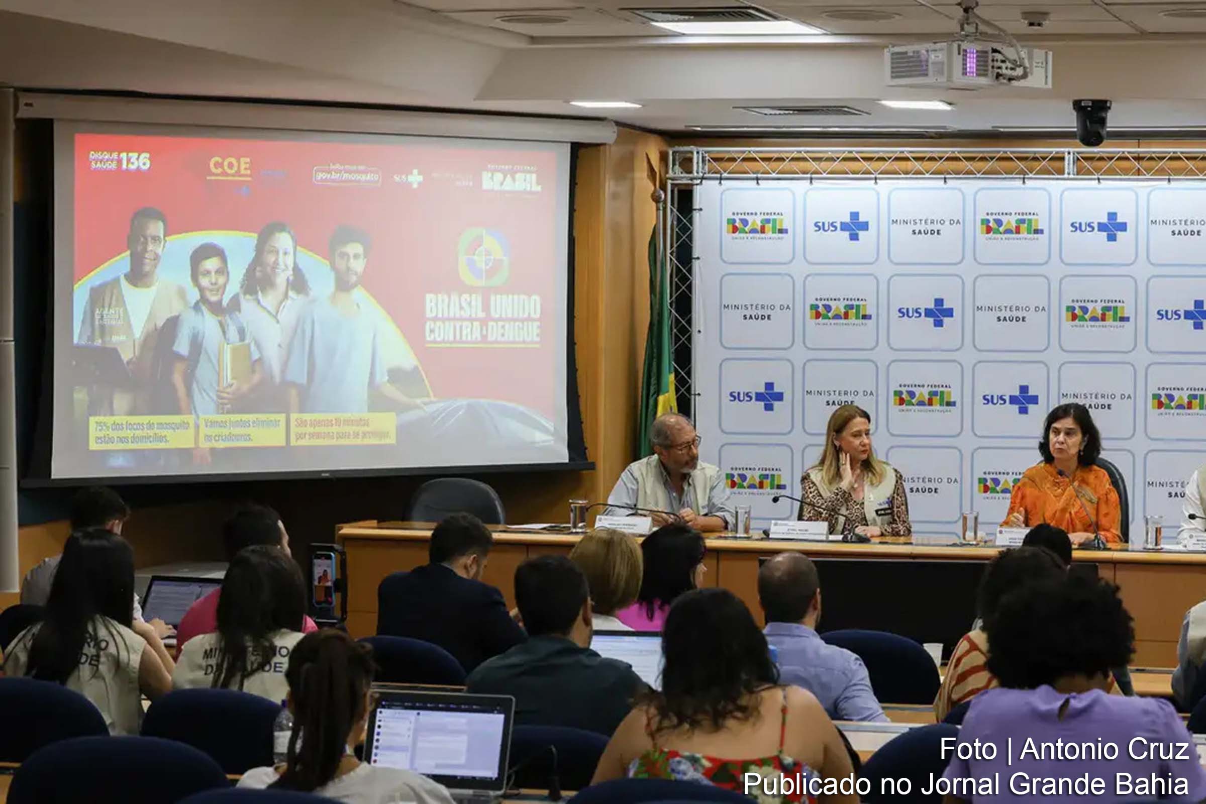 Brasil se aproxima de 2 milhões de casos de dengue, alerta Ministério da Saúde