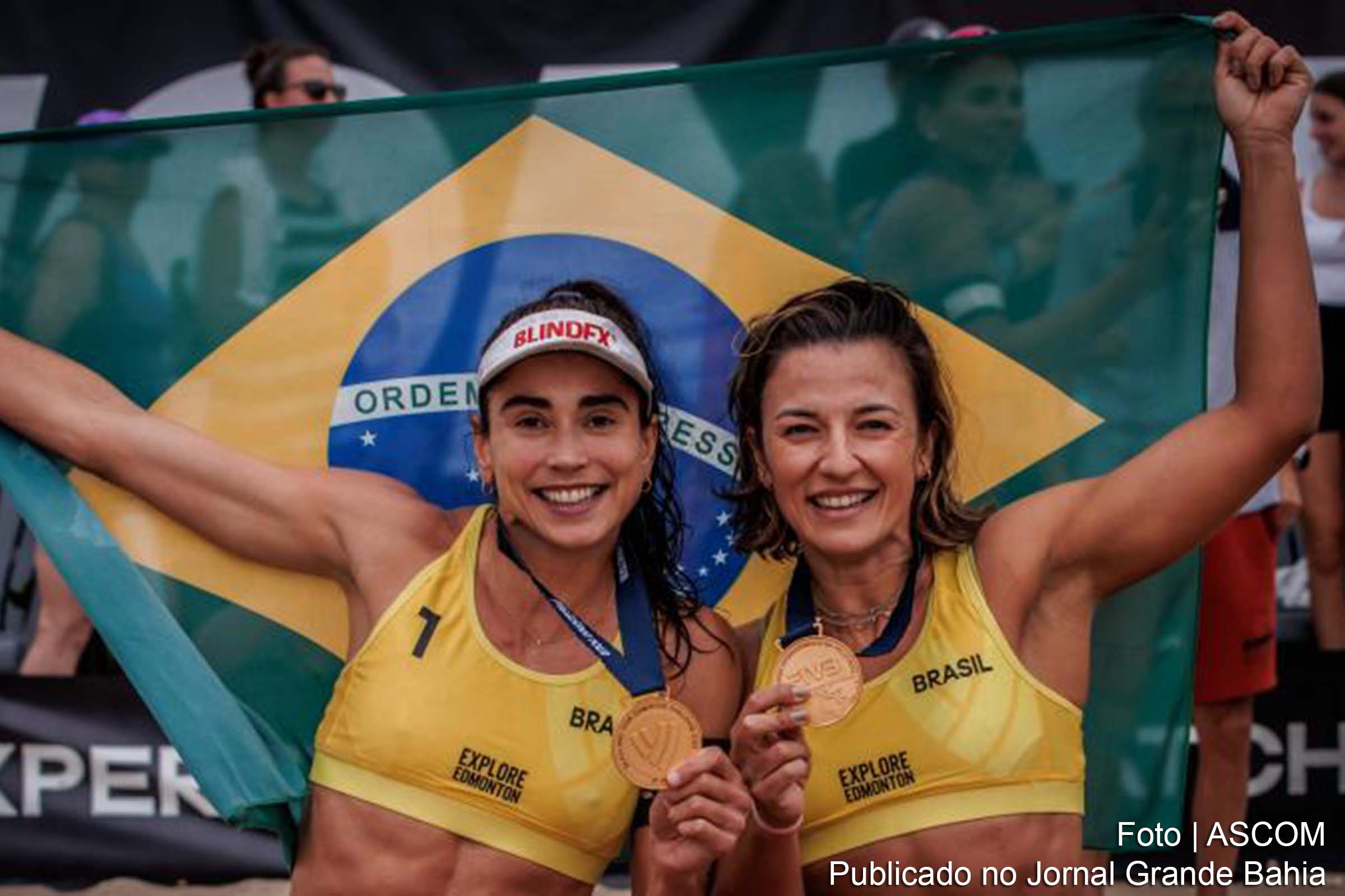 Bárbara Seixas e Carol Soberg alcançam feito inédito na Elite 16 do vôlei de praia em Doha, se aproximando da classificação para os Jogos Olímpicos de Paris.