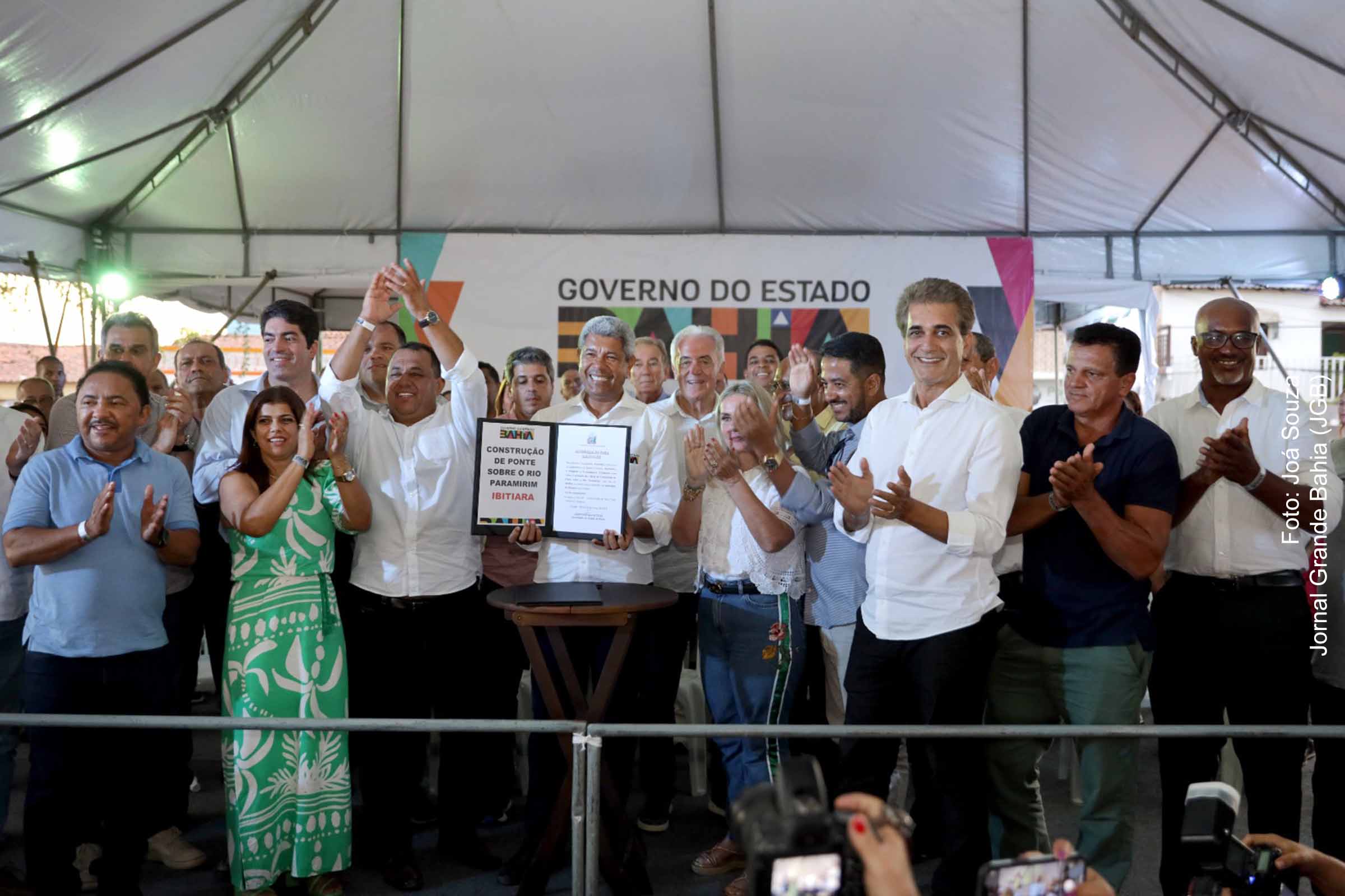 Governador Jerônimo Rodrigues entrega obras de infraestrutura em Ibitiara.