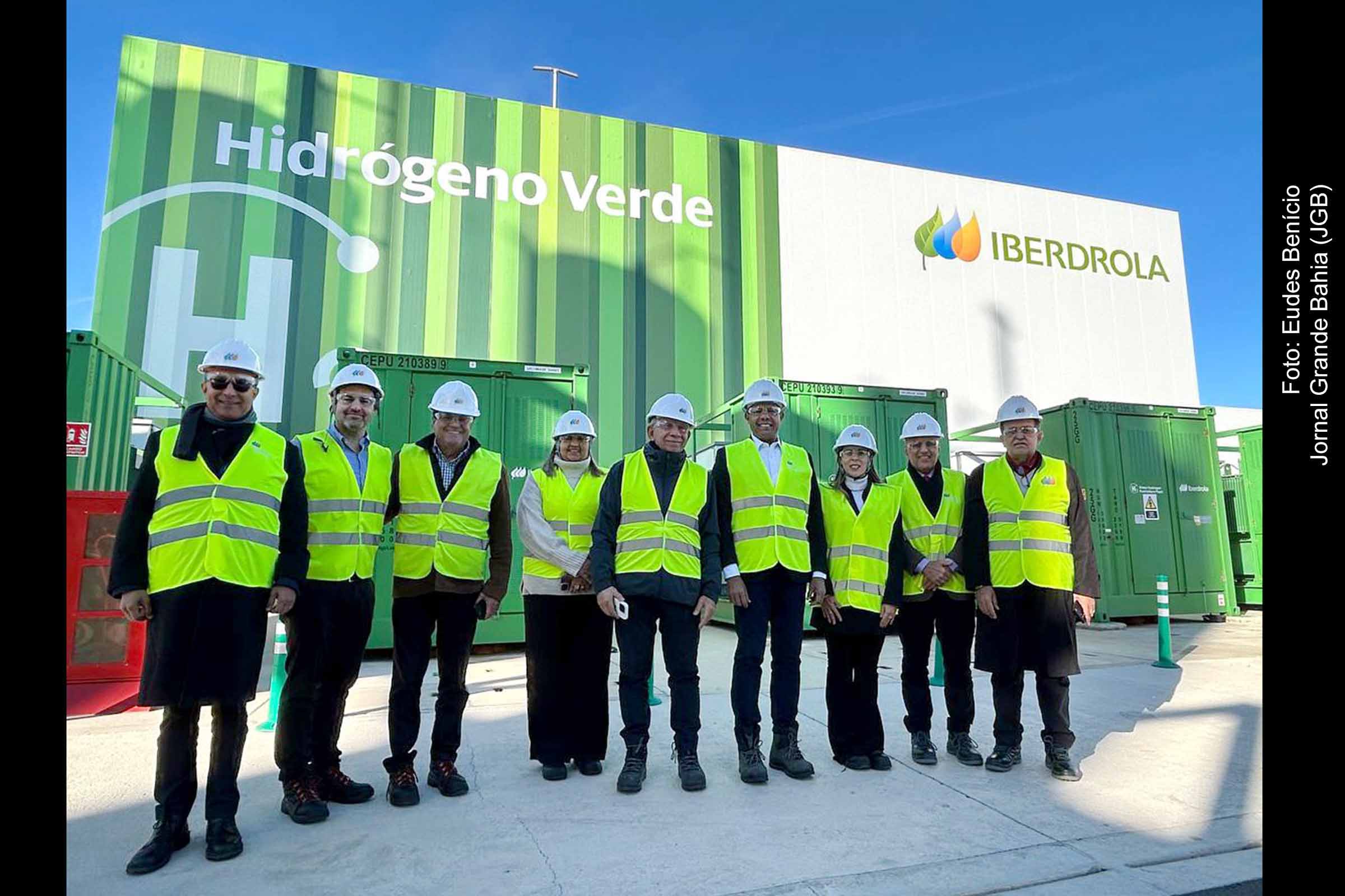 O Governador Jerônimo Rodrigues e sua comitiva visitam a planta de produção de hidrogênio verde em Puertollano, Espanha.