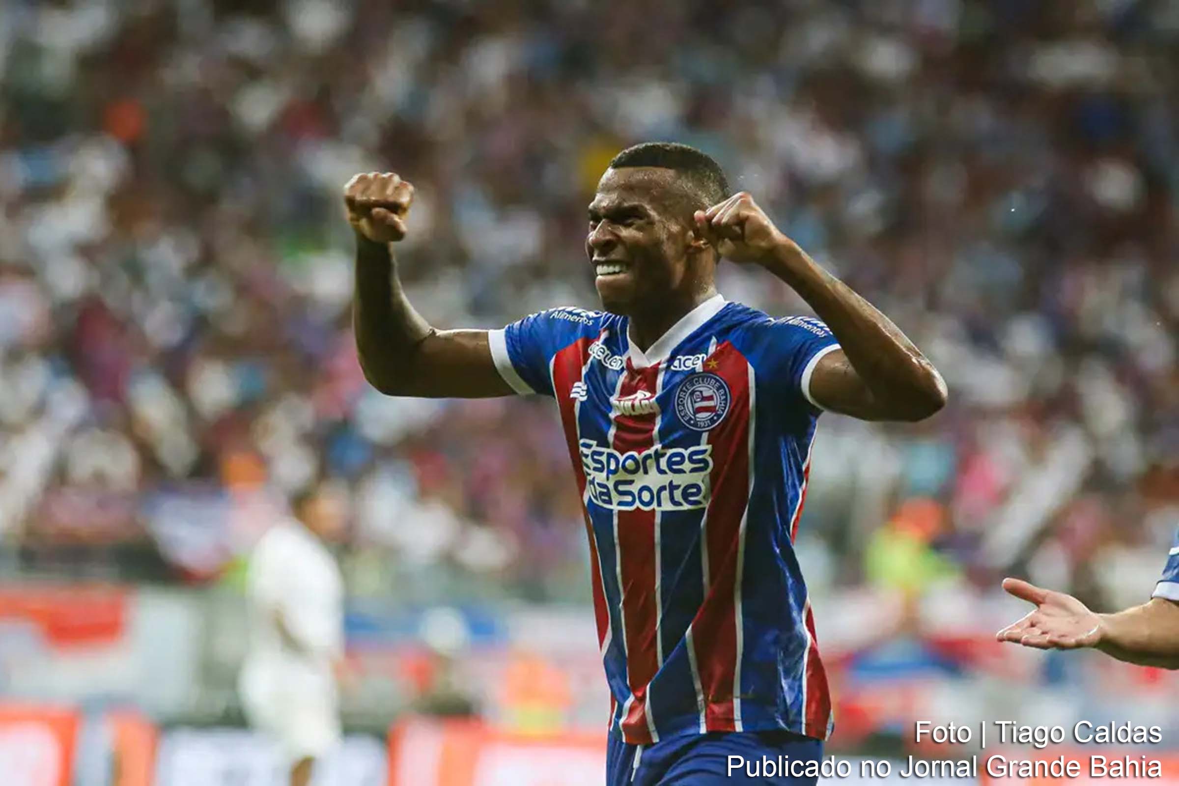 Bahia vence o Vitória na Arena Fonte Nova, enquanto o Ceará supera o Fortaleza no Castelão, em duelos emocionantes pela Copa do Nordeste.