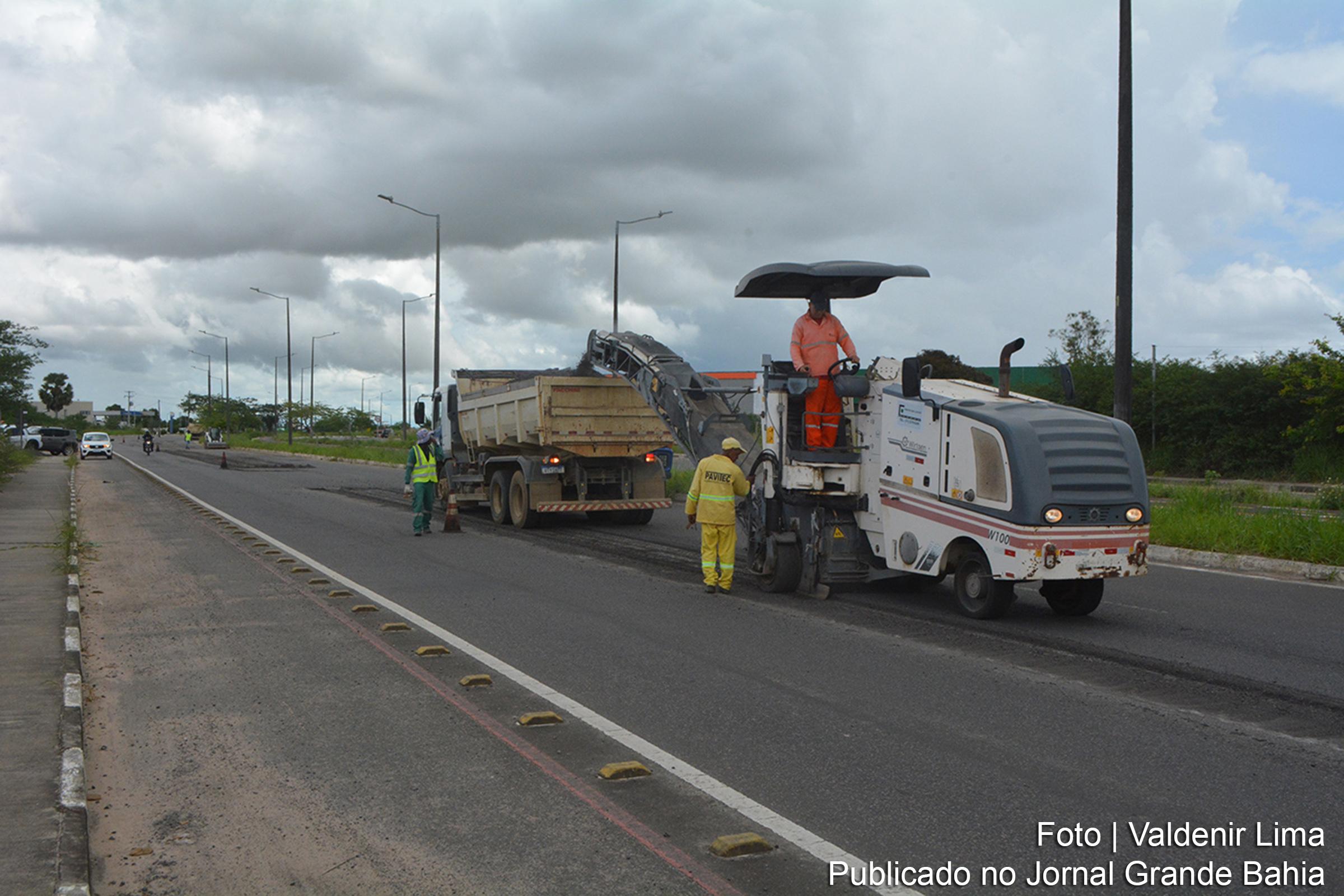 SOMA de Feira de Santana revitaliza pavimento da Avenida Noide Cerqueira