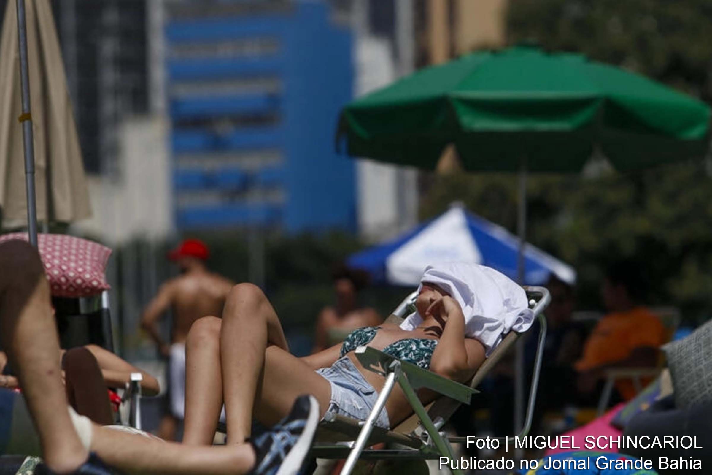 Temperaturas extremas, atribuídas a mudanças climáticas e El Niño, afetam populações em diferentes partes do globo.