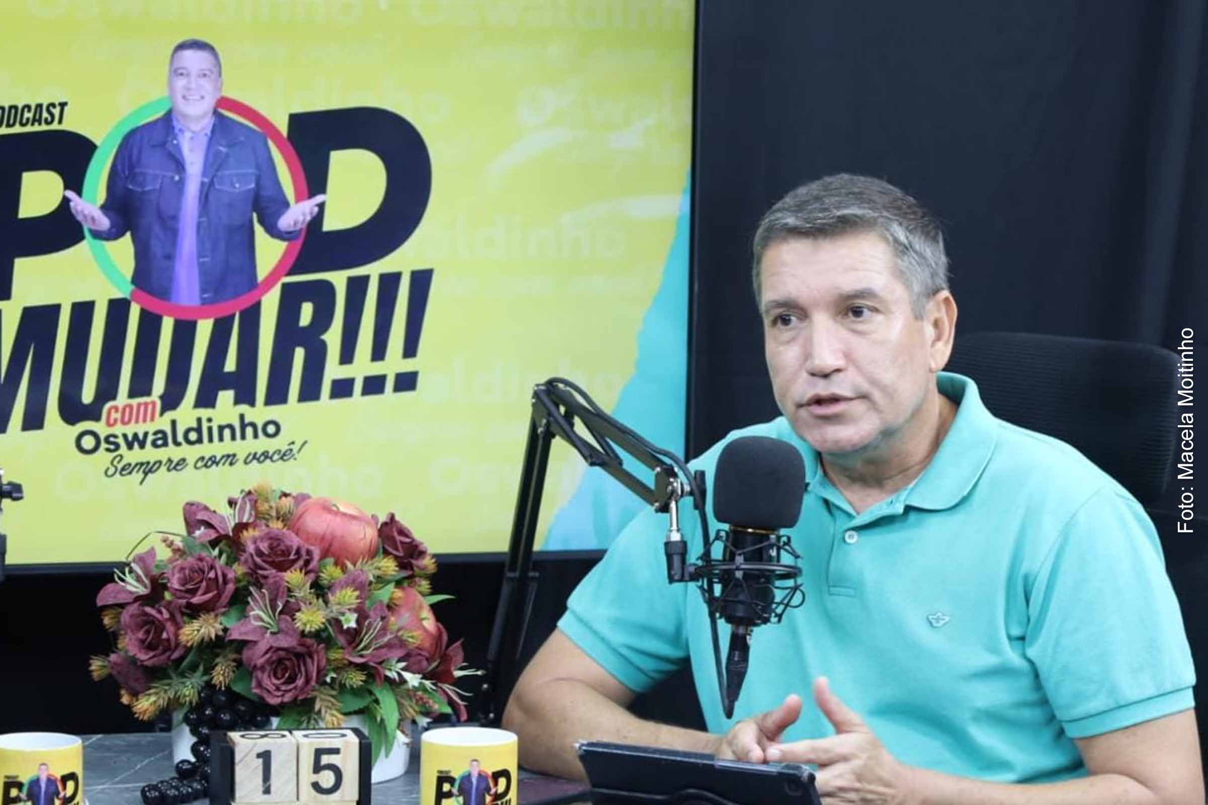 Líder da oposição, Oswaldinho Marcolino aponta para a transformação da Câmara de Camaçari em extensão do executivo, denunciando a subordinação do presidente Flávio Matos a interesses do prefeito Elinaldo Araújo.