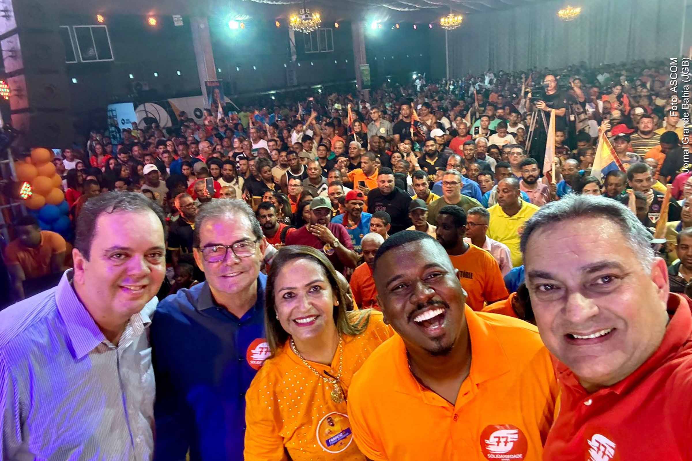 Evento de lançamento da pré-candidatura de Pancadinha à prefeitura de Itabuna reuniu lideranças políticas no Terceira Via Hall.