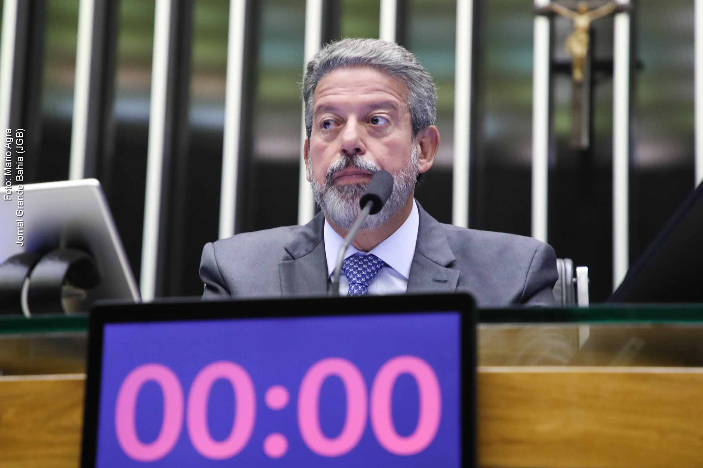 Presidente da Câmara dos Deputados, Arthur Lira, assegura empresários de Paraná e Santa Catarina sobre aprofundamento na discussão dos projetos de regulamentação da reforma tributária.