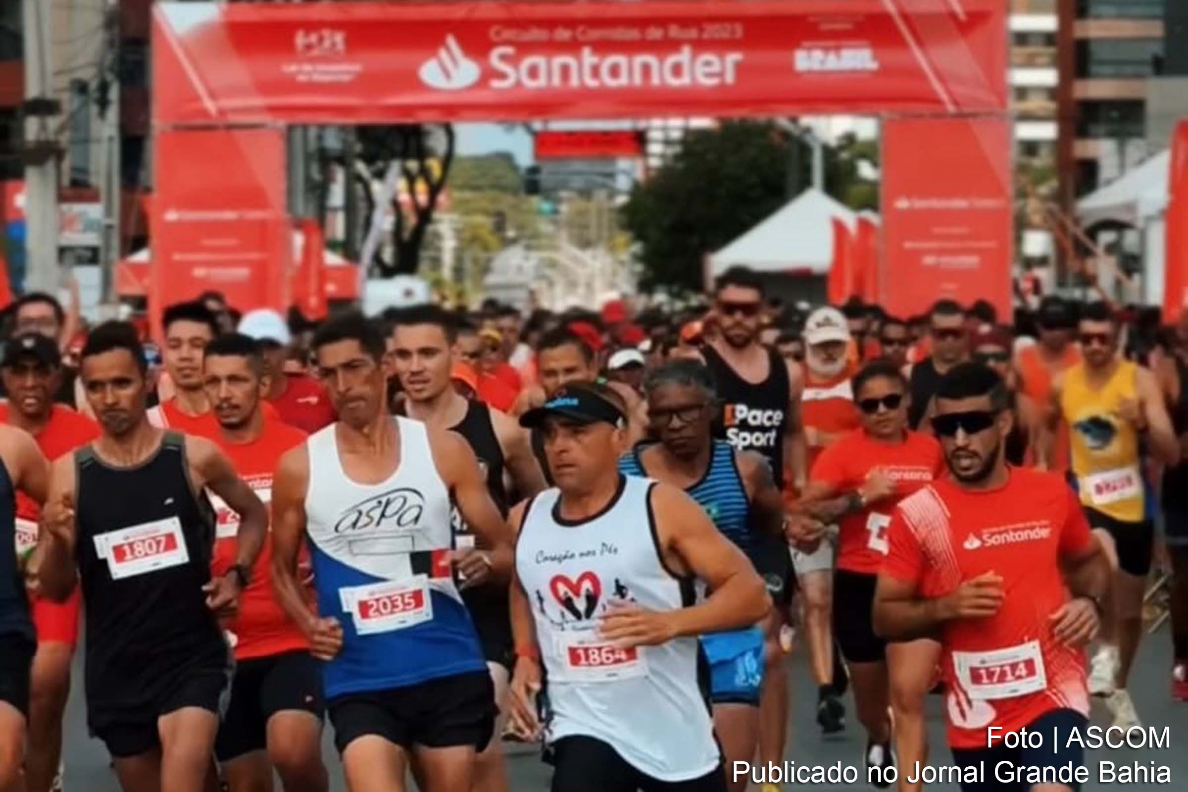 O maior circuito de corrida de rua da América Latina, o Santander Track&Field Run Series, chega a Feira de Santana para mais uma emocionante etapa.