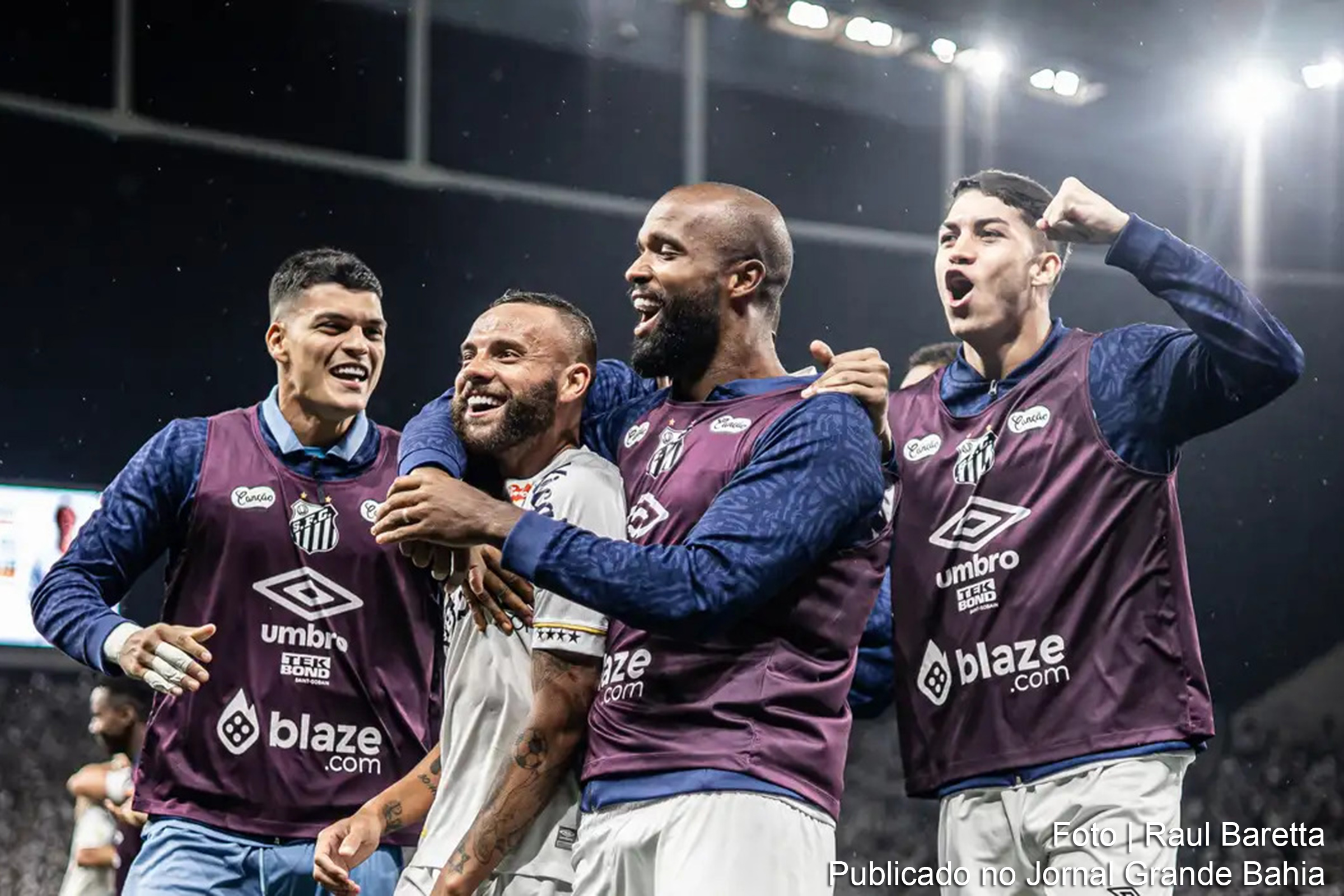 Com vitória sobre o Bragantino, o Santos assegura lugar na final do Paulistão após oito anos.