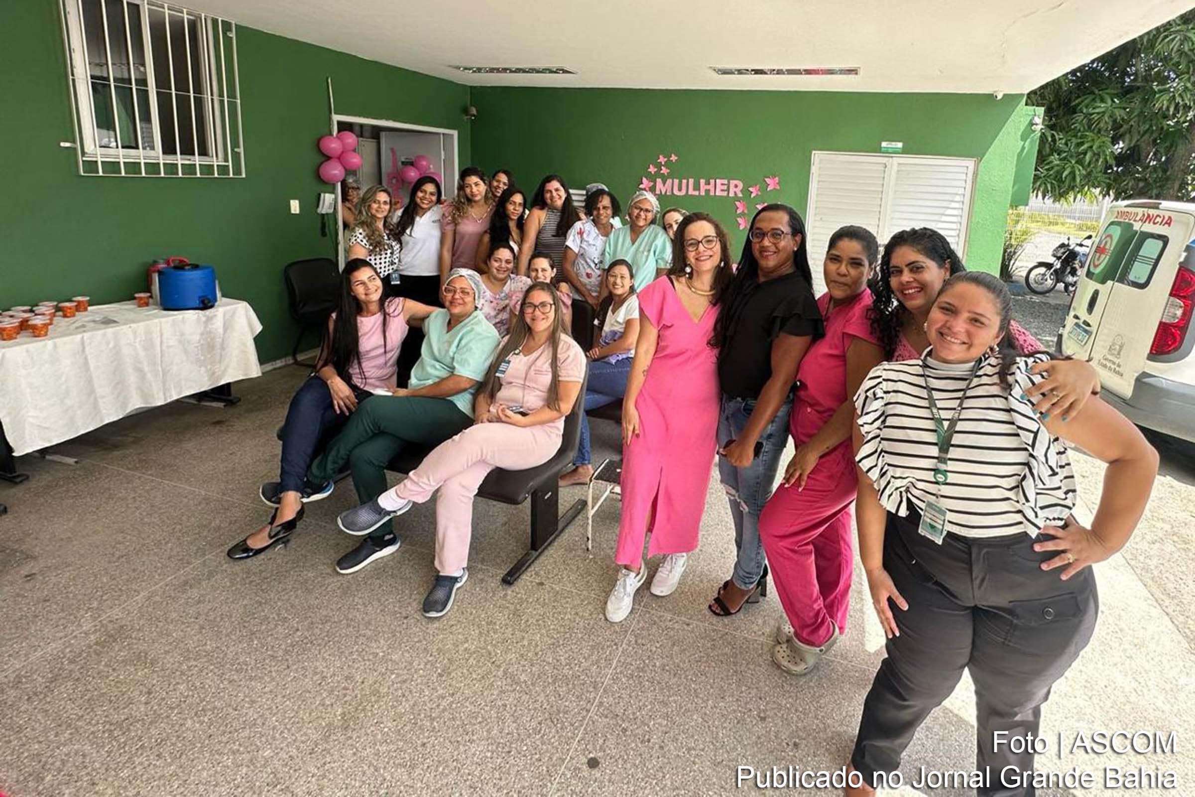 A advogada Jamille Santana e a enfermeira Andressa Pedreira lideraram uma roda de conversa na UPA Estadual de Feira de Santana em comemoração ao Dia Internacional da Mulher.