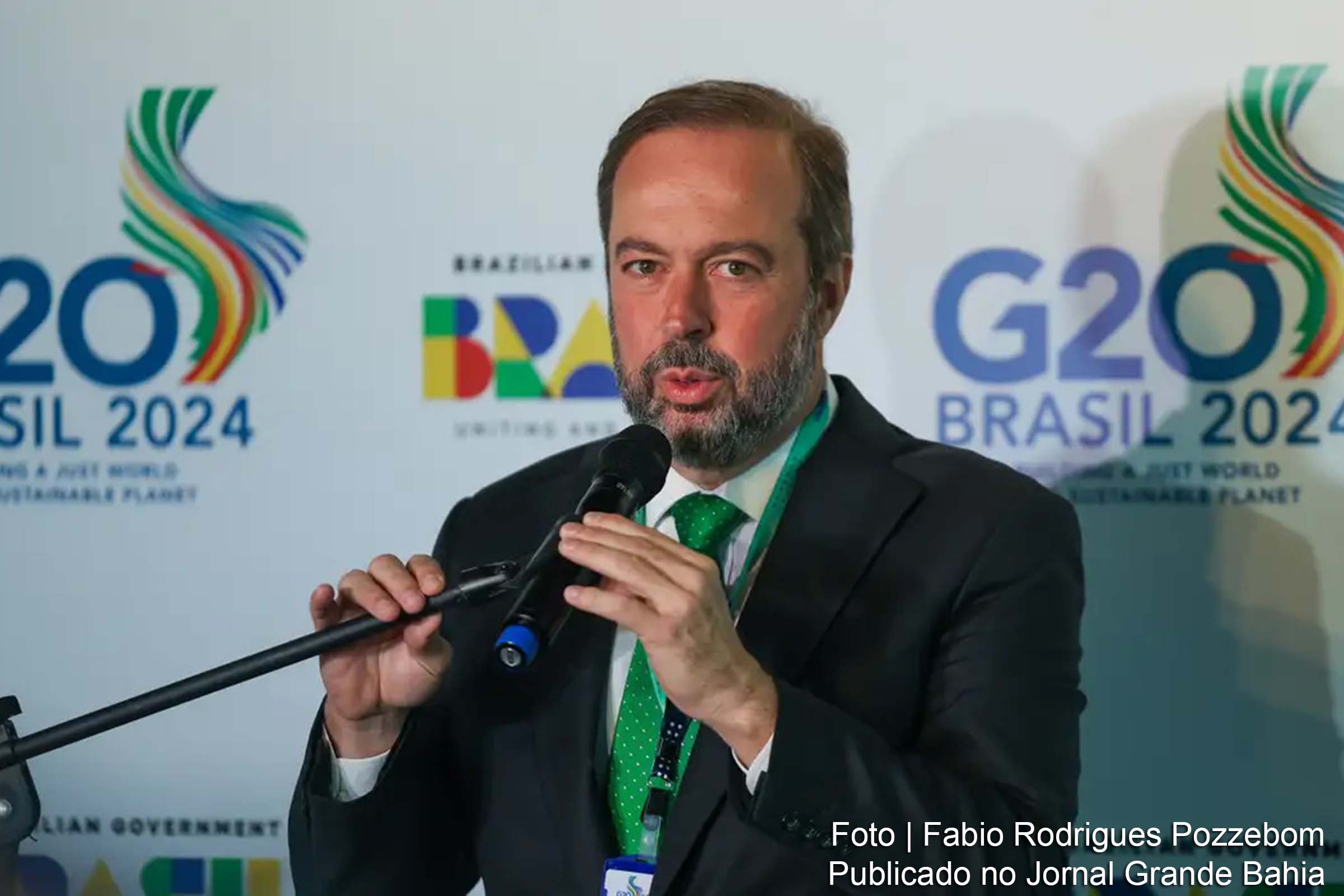 Brasil monitora impacto do conflito entre Irã e Israel no mercado de petróleo