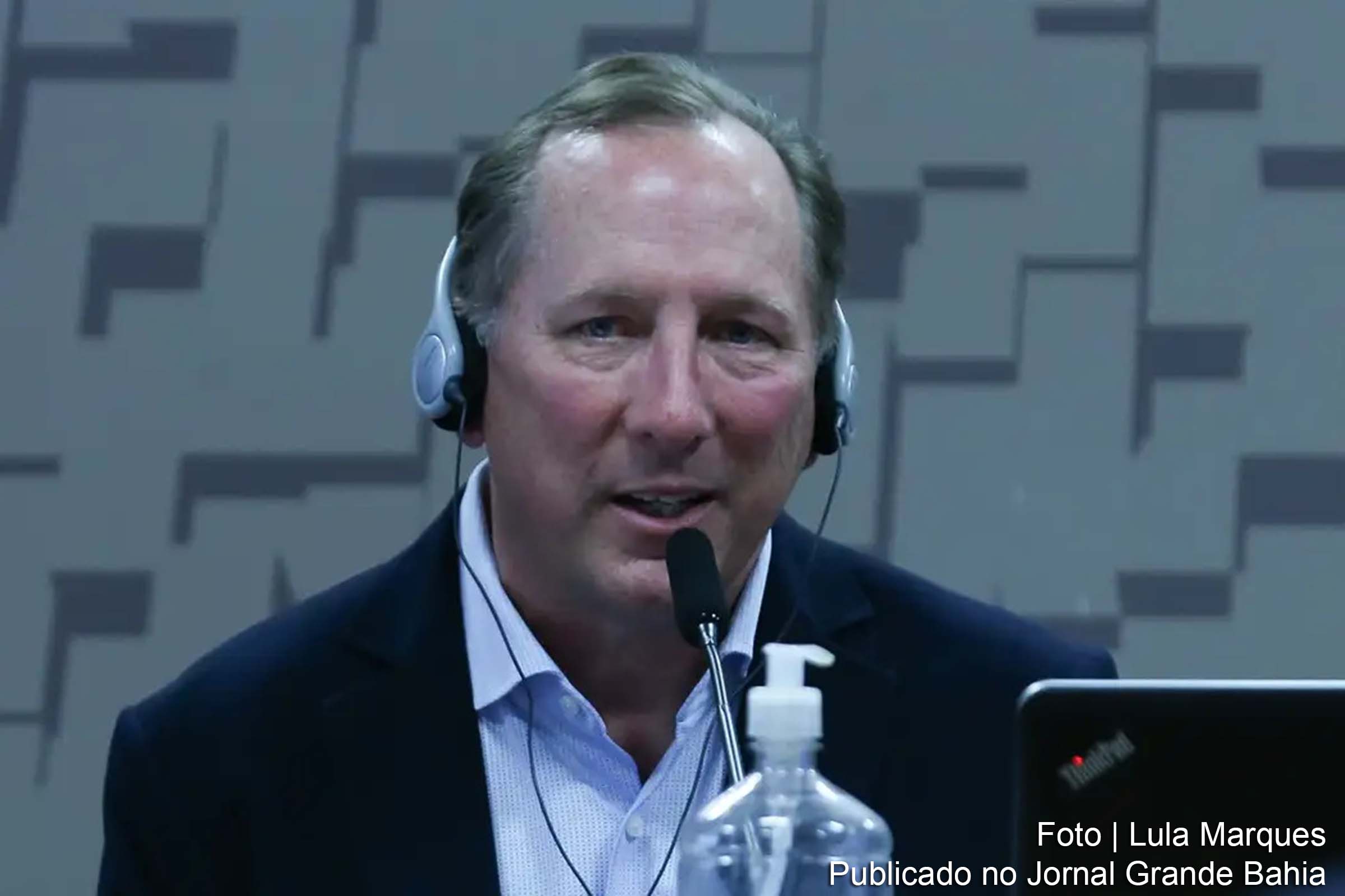 O sócio-majoritário da SAF Botafogo, John Textor, é punido pelo STJD após ofensas à arbitragem e ao presidente da CBF.