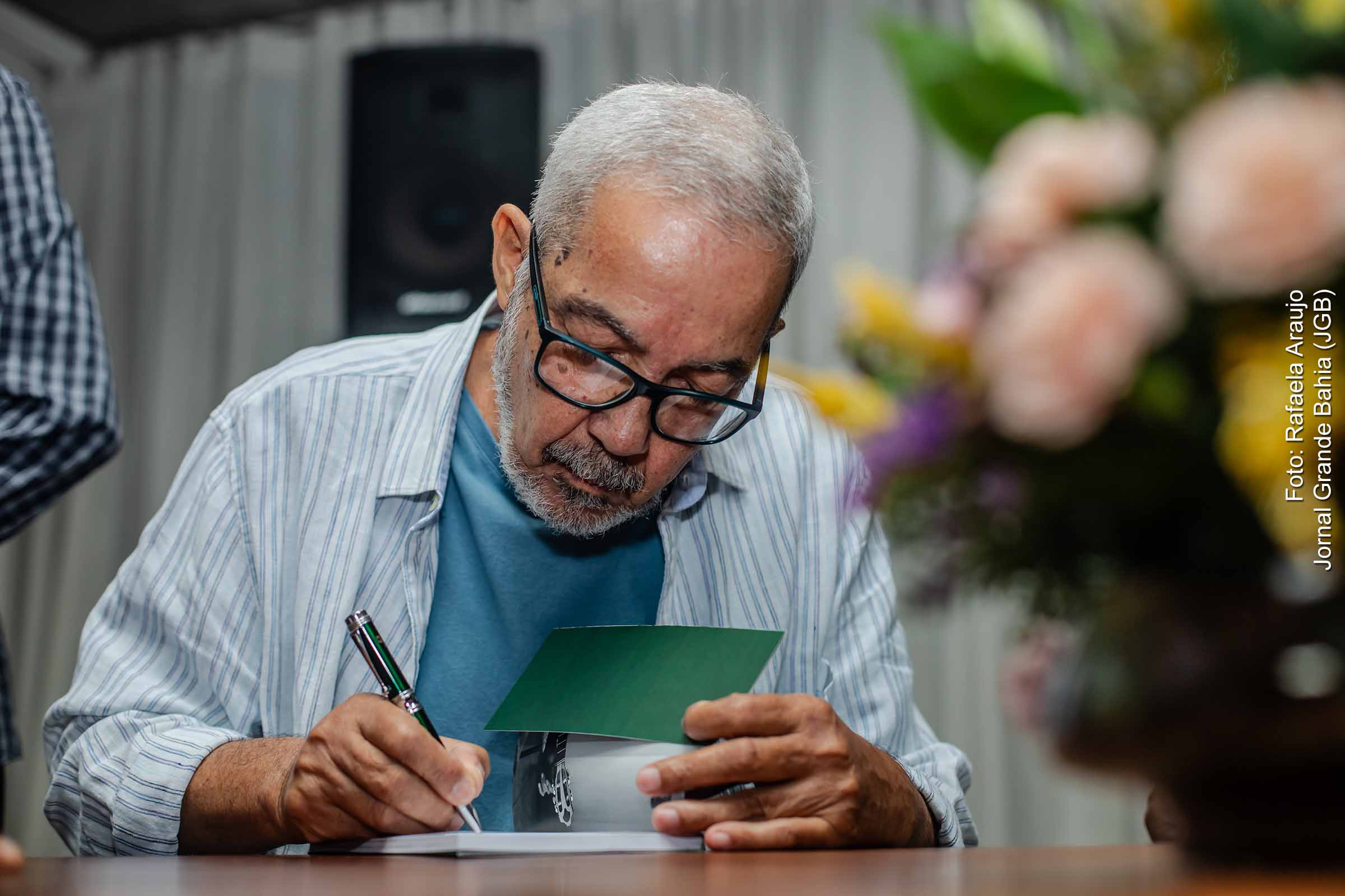 José Carlos Teixeira apresentará seu livro "Walmir Lima - Um Bamba da Bahia" em evento na Seriguela Petiscaria, em Feira de Santana.