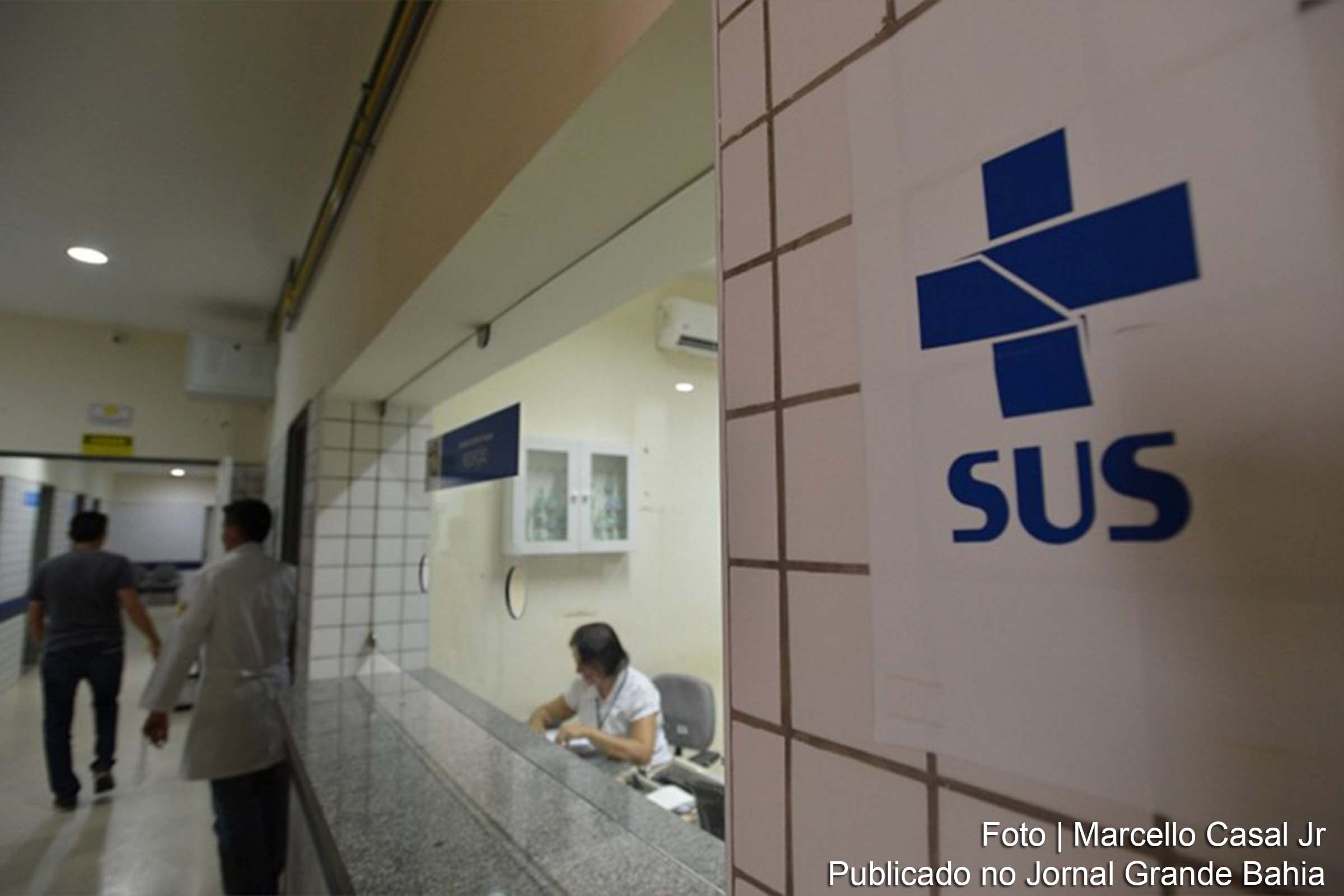 Nova legislação visa garantir privacidade e segurança para mulheres em situação de violência nos serviços de saúde públicos.