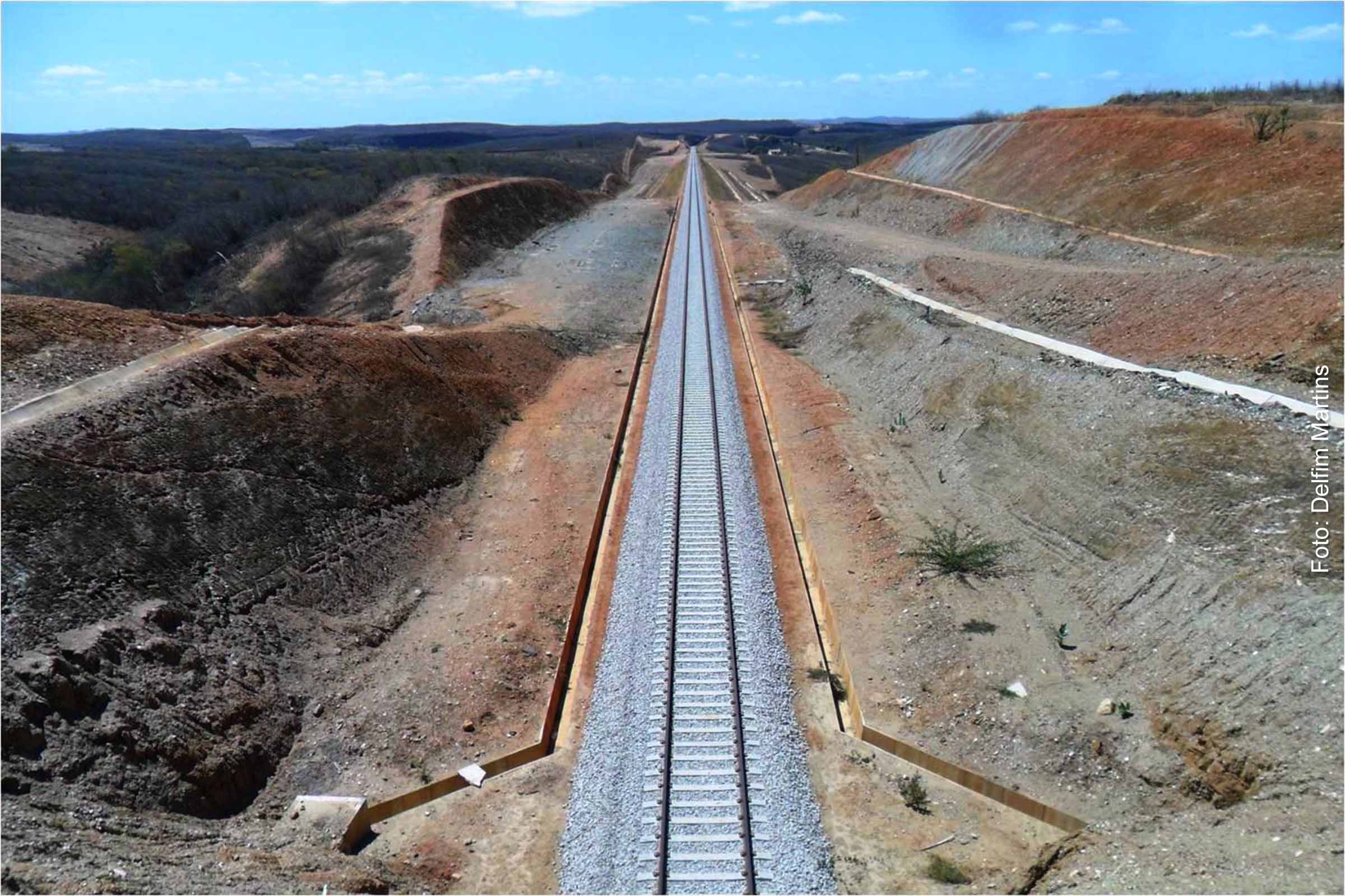 Trecho da Ferrovia Transnordestina no Piauí.