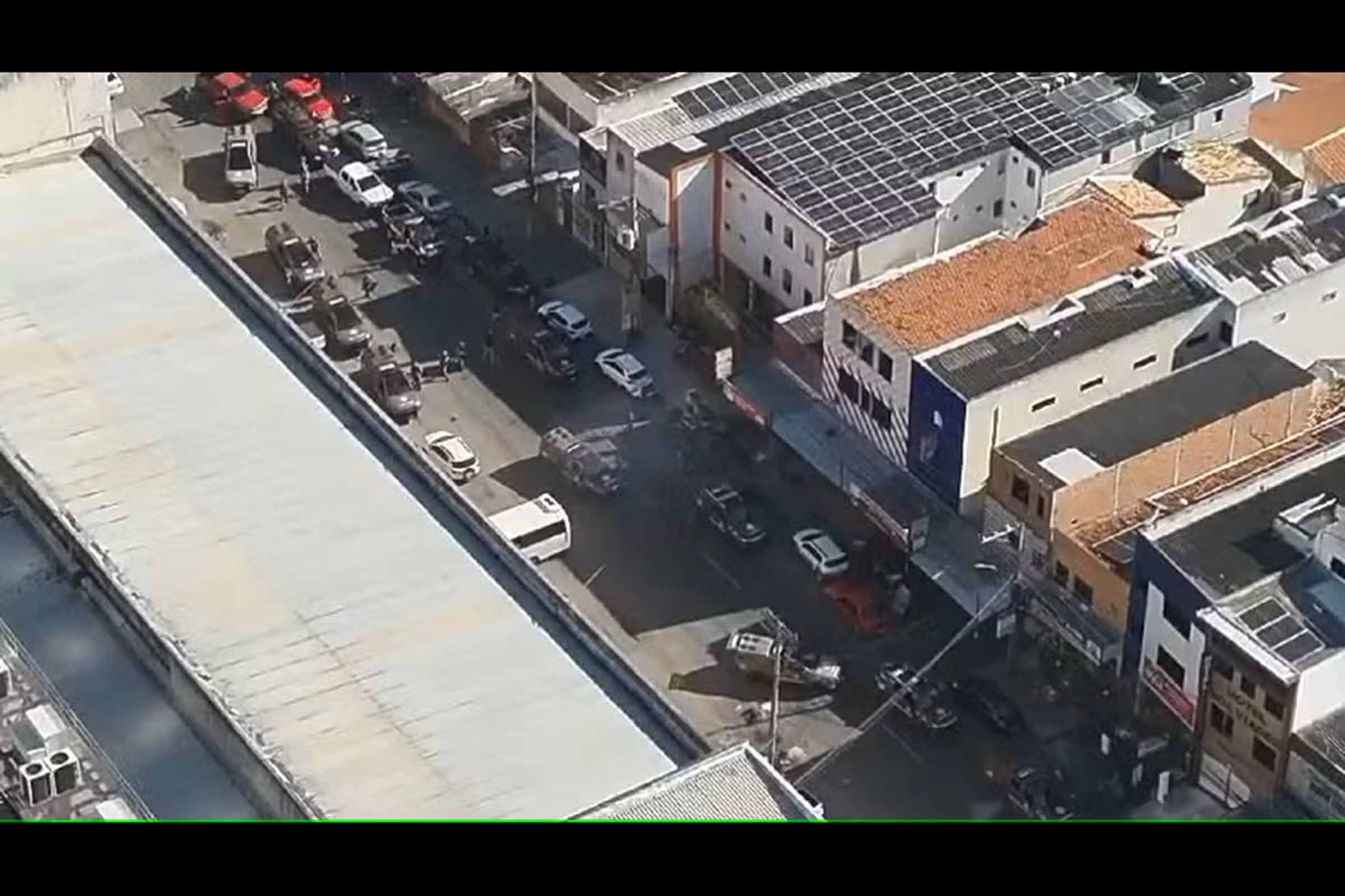 Operação policial desarticula pontos de venda de drogas em pousadas durante Micareta 2024 em Feira de Santana