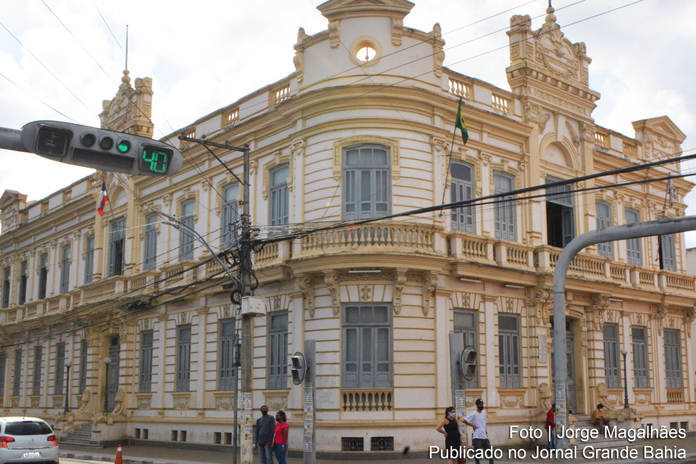 Candidatos aprovados no processo seletivo n° 001/2022, via Regime Especial de Direito Administrativo (REDA), são convocados pela Prefeitura de Feira de Santana.