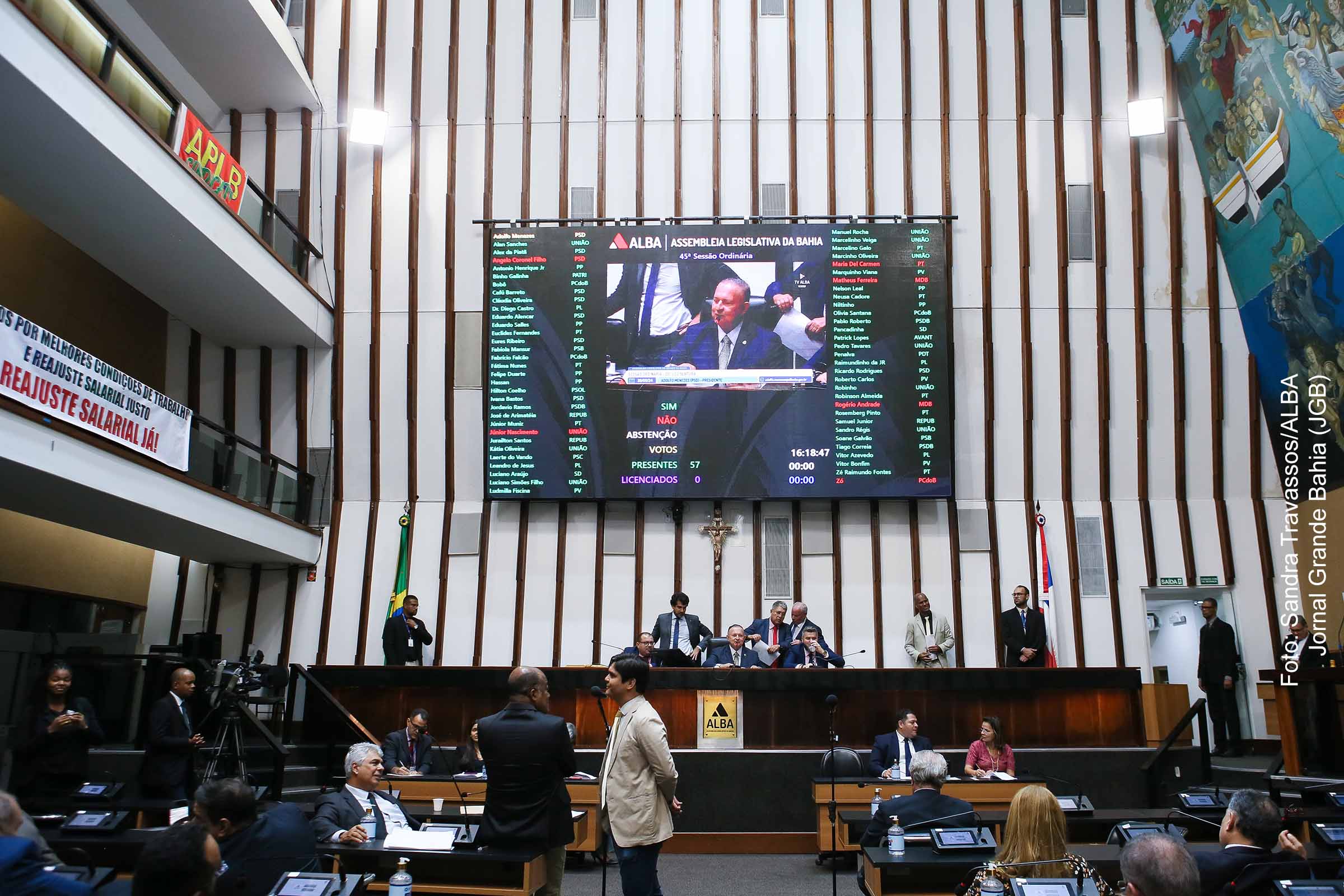 ALBA aprova reajuste de 4% nos salários do funcionalismo estadual
