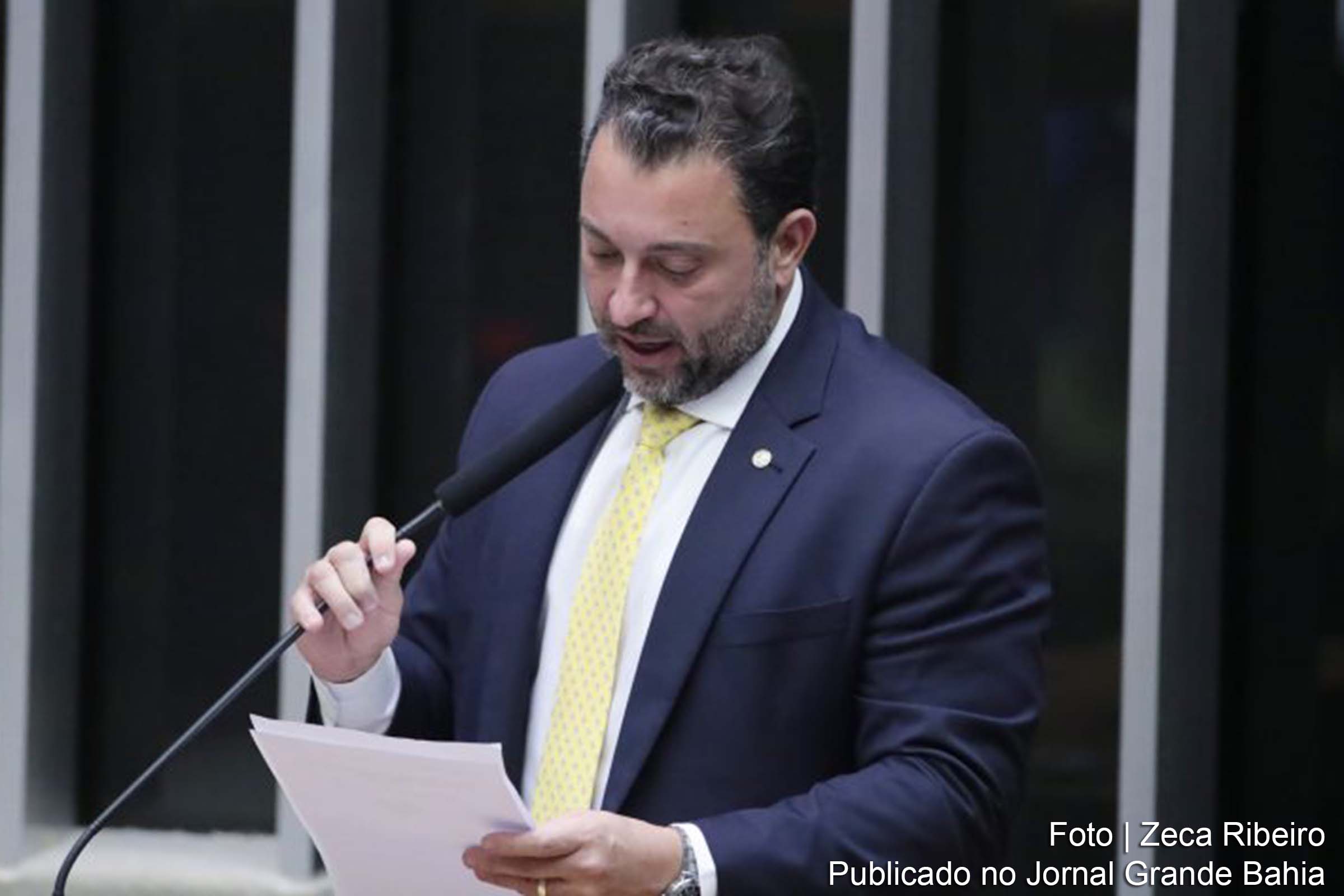Projeto de Lei 914/24, que institui o Programa Mobilidade Verde e Inovação, prevê incentivos financeiros e redução de impostos para veículos sustentáveis.