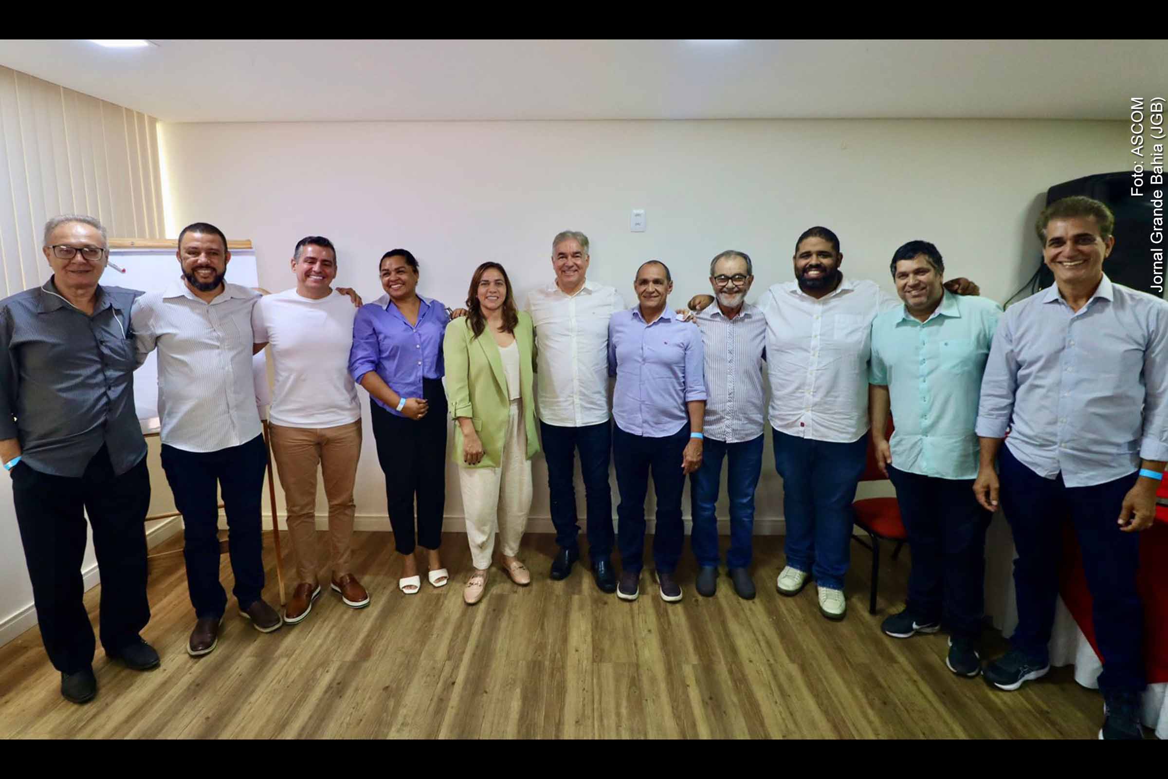 Reunião com lideranças políticas traça estratégias para ouvir a população sobre o futuro de Feira de Santana e desenvolver base do programa de governo de Zé Neto para prefeito nas Eleições 2024.