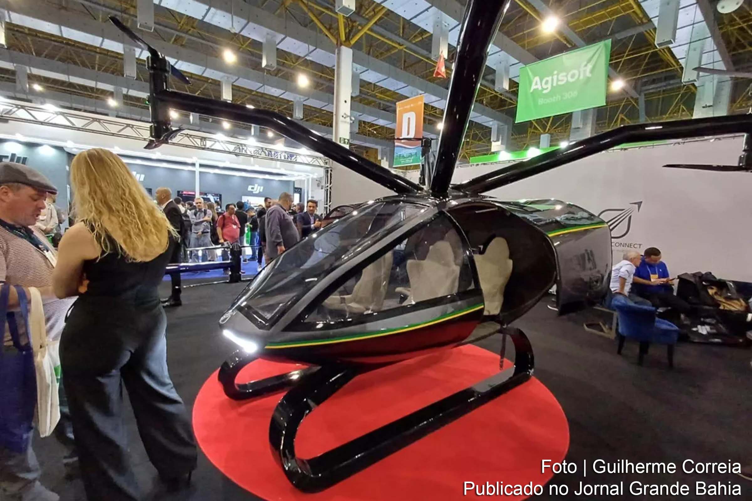 Brasil se destaca com produção de drones durante maior feira espacial da América Latina