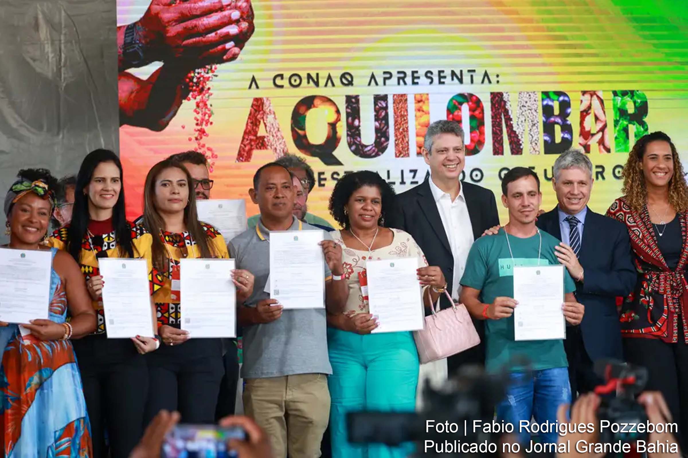 Lideranças quilombolas pressionam o governo federal por mais rapidez na titulação de territórios durante o encontro Aquilombar 2024.