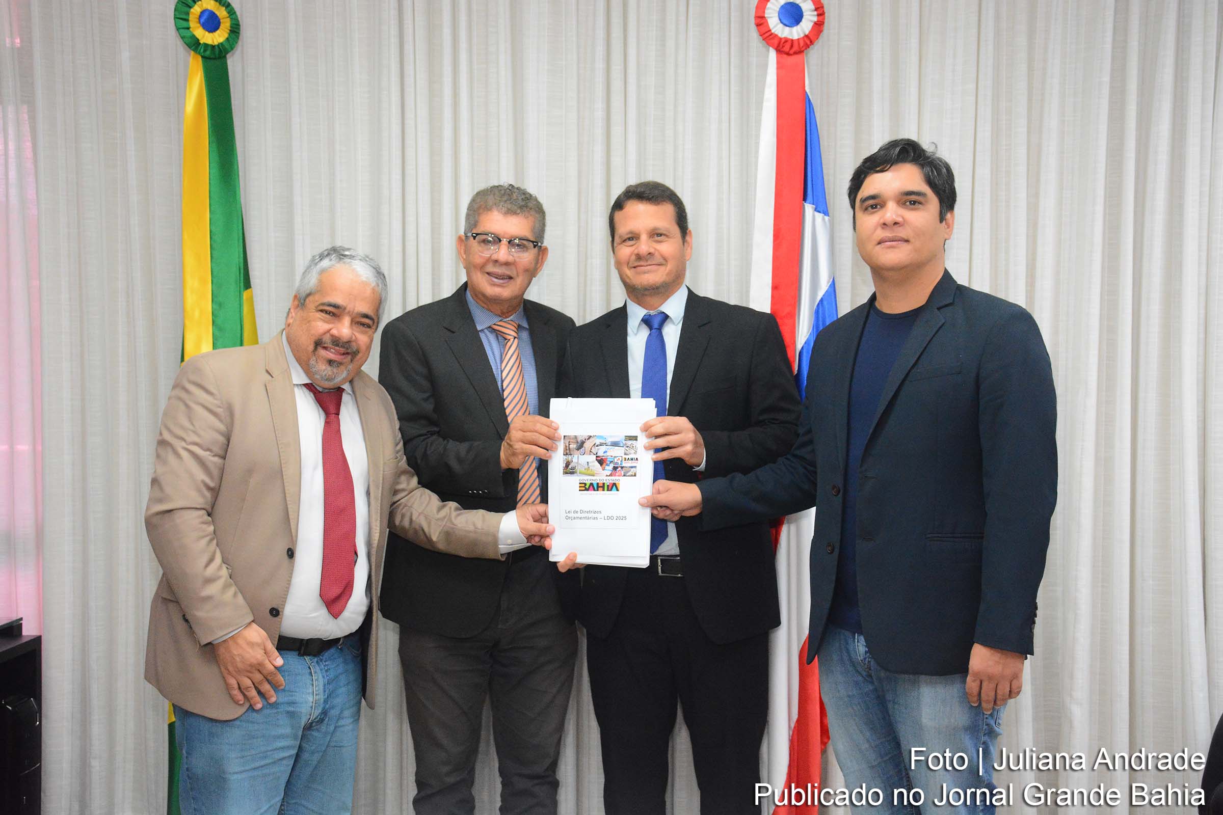 O Projeto de Lei de Diretrizes Orçamentárias (PLDO) 2025 destaca o equilíbrio fiscal como fator primordial para a gestão estadual.