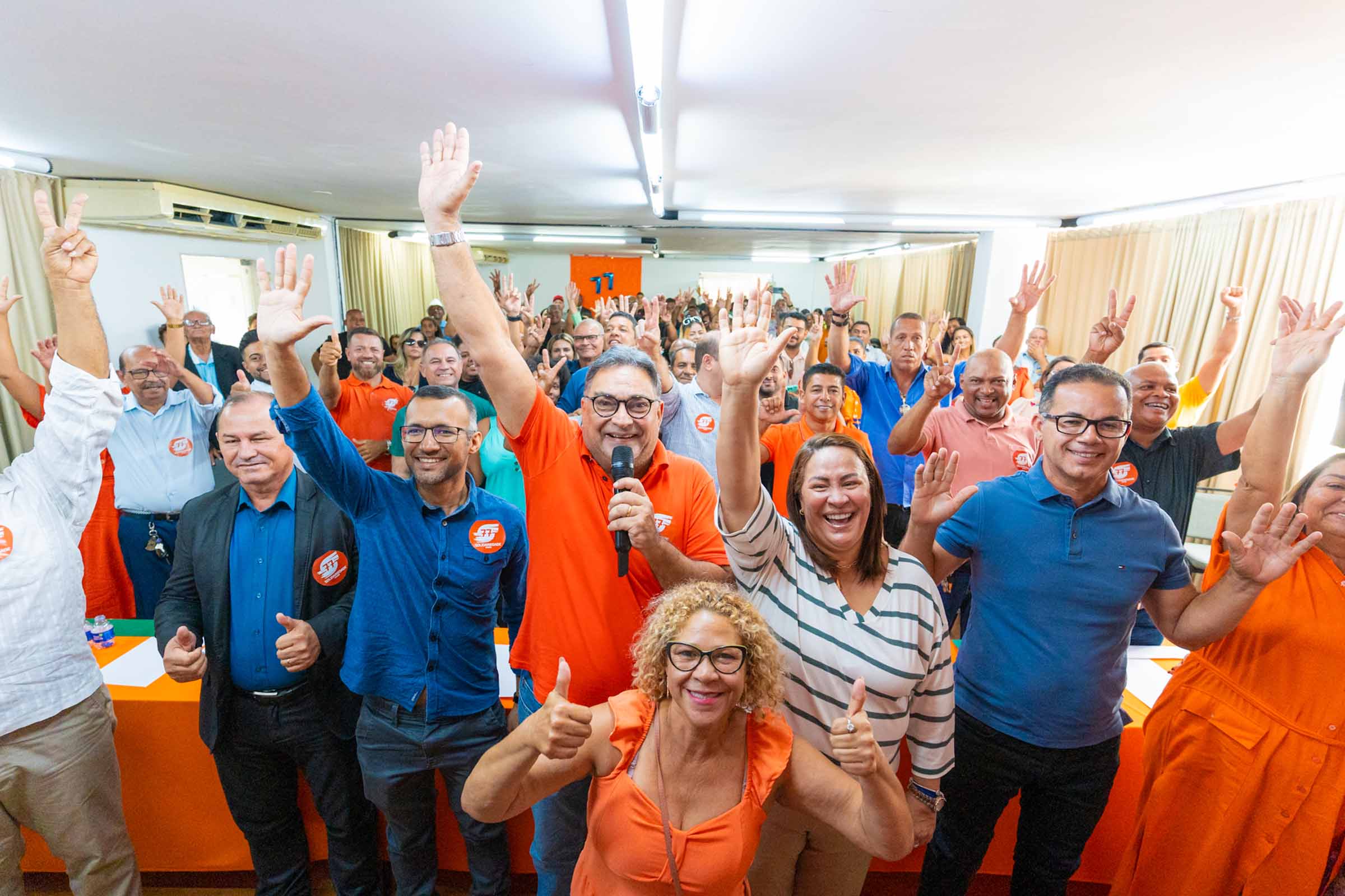 Prefeita Suzana Ramos recebe apoio do partido Solidariedade para sua campanha de reeleição em evento que reuniu diversas lideranças políticas em Juazeiro.