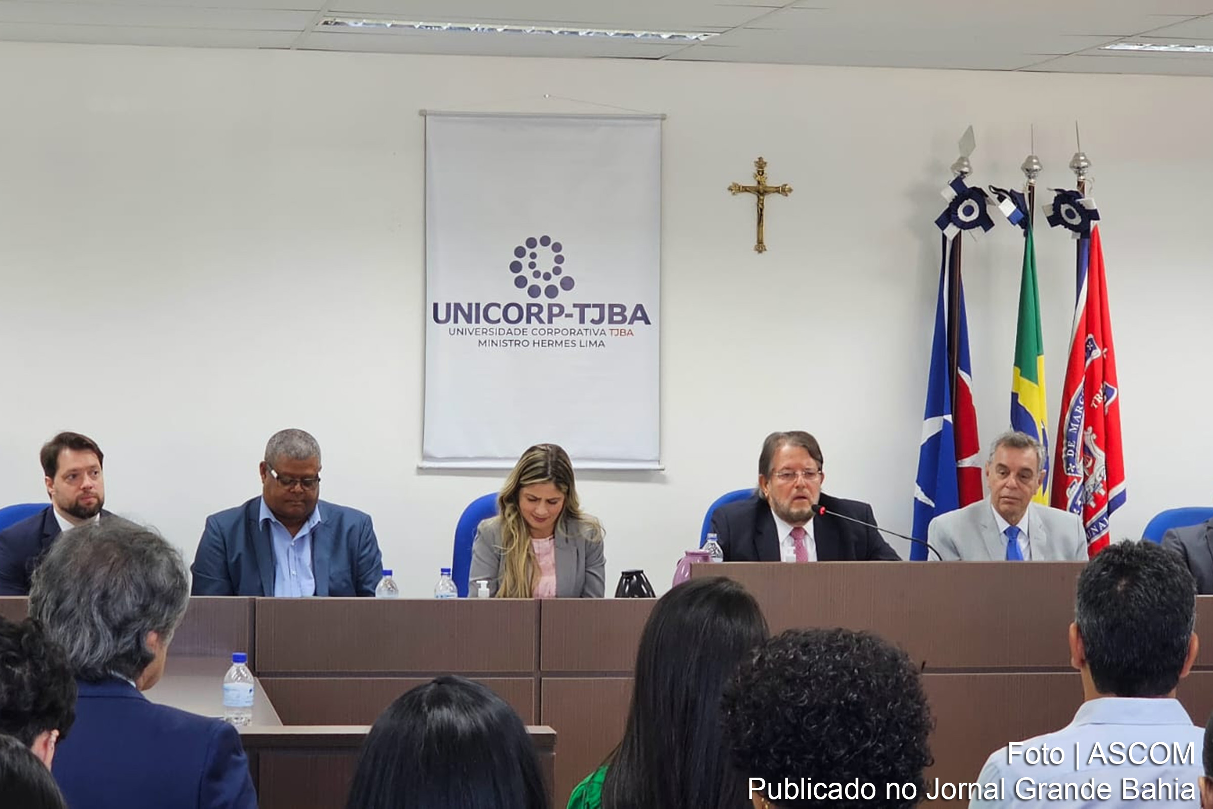 Desembargador Jatahy Junior lidera cerimônia de inauguração do polo da Unicorp em Luís Eduardo Magalhães.