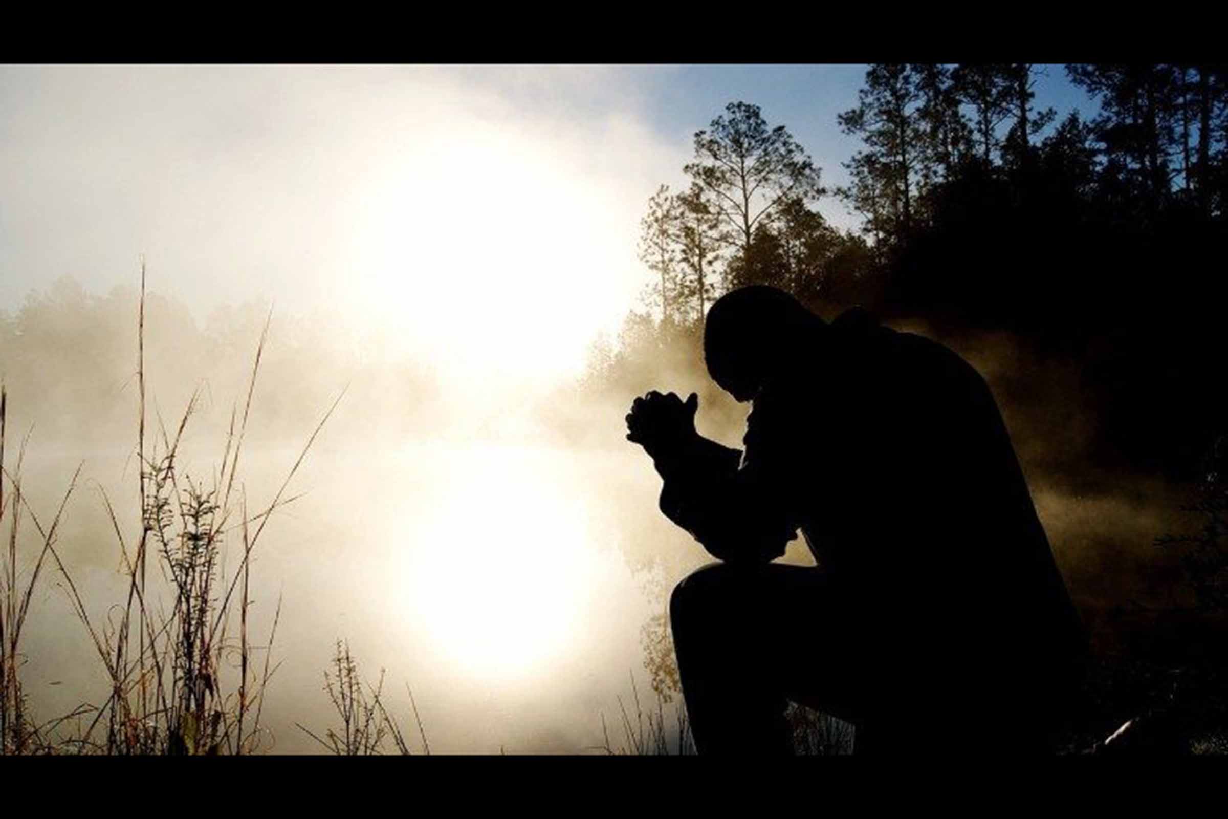 O Dicastério para a Doutrina da Fé emite novas diretrizes aprovadas pelo Papa Francisco para a avaliação de supostos fenômenos sobrenaturais, focando na promoção da devoção popular e na supervisão pastoral.