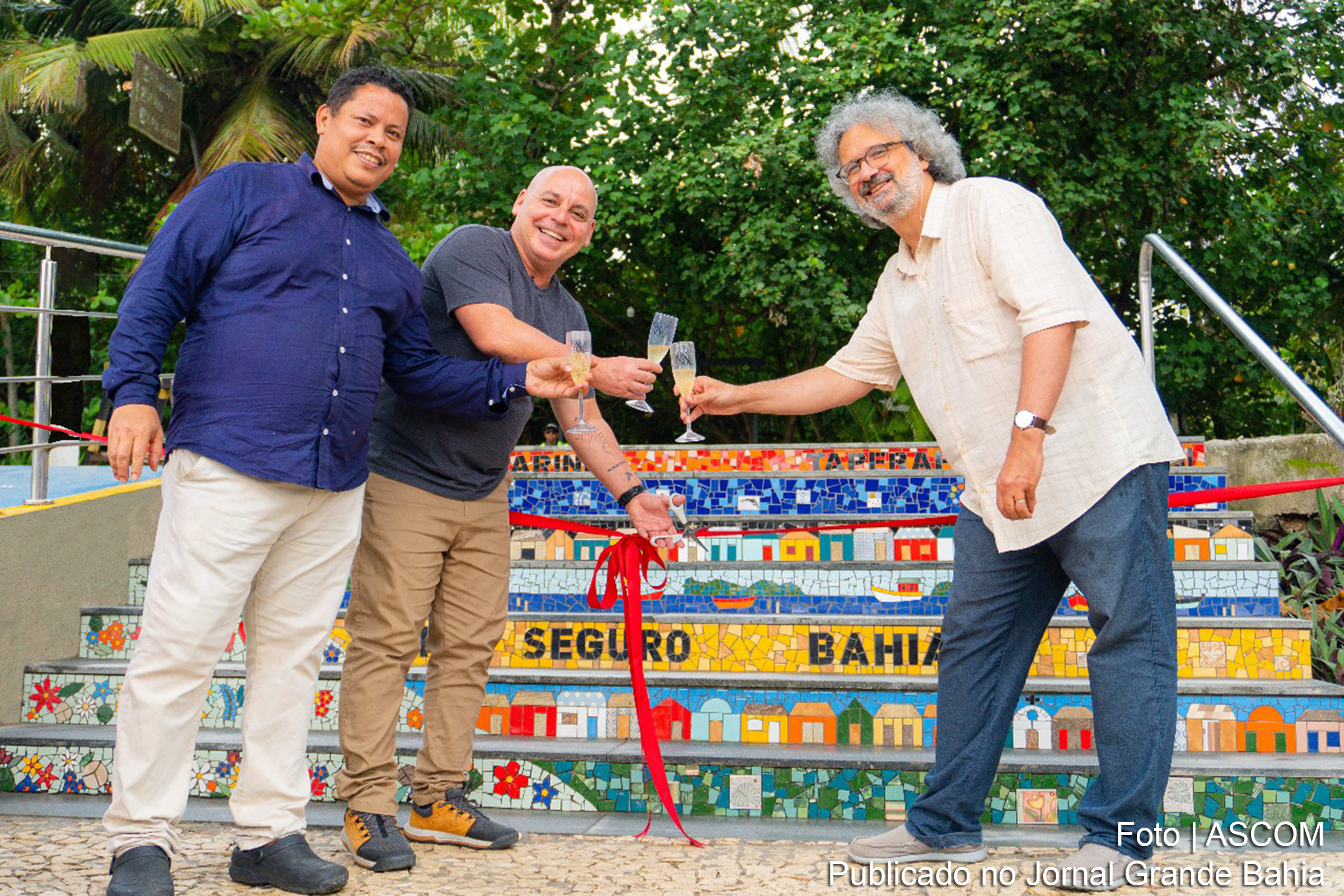 Porto Seguro inaugura Escadarinha Taperapuan como novo ponto instagramável