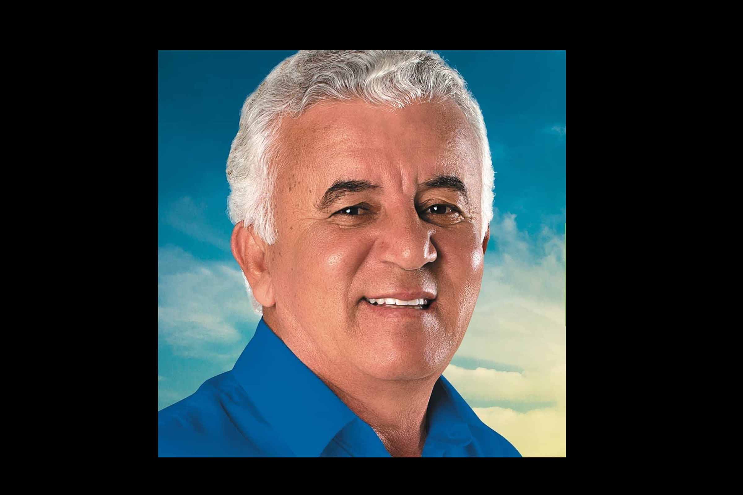 Tribunal de Contas dos Municípios da Bahia determina que o ex-prefeito de Alagoinhas Paulo Cézar Simões Silva devolva recursos por irregularidades em contratos de transporte escolar.