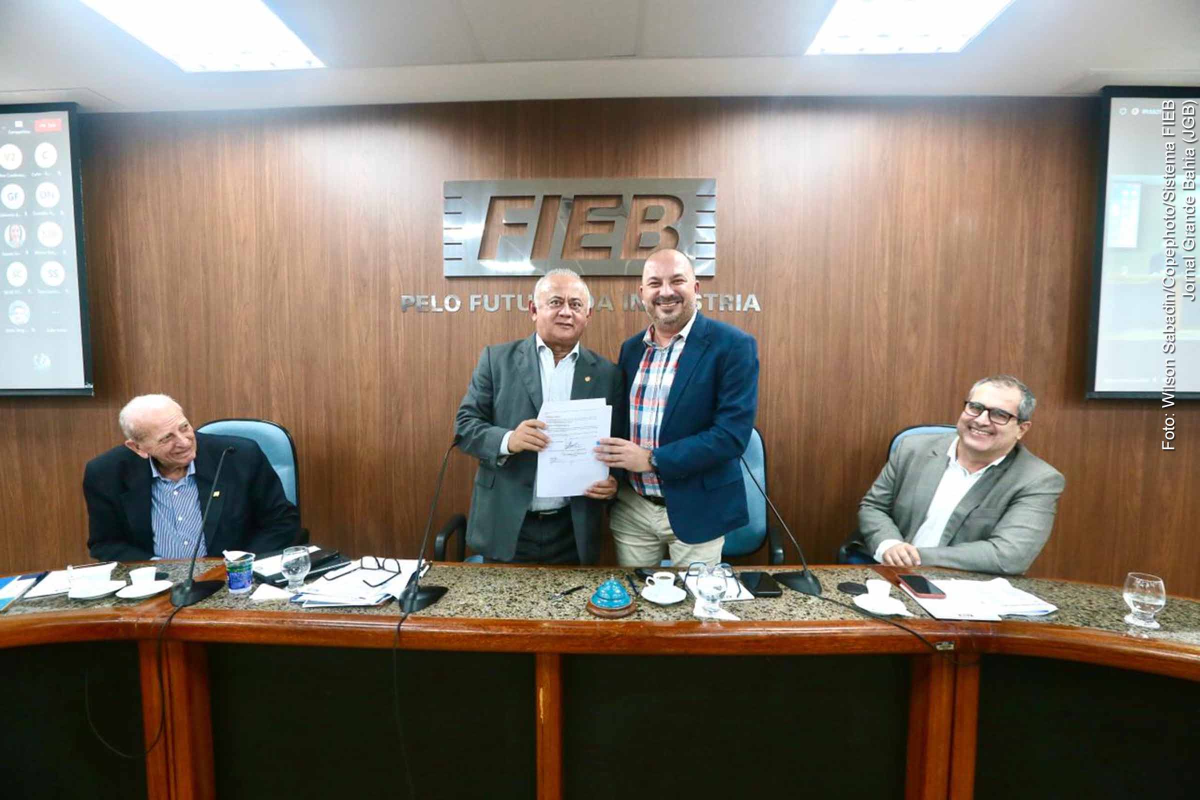 Acordo entre a Federação das Indústrias do Estado da Bahia (FIEB) e o Banco do Nordeste (BNB) visa agilizar o financiamento para indústrias baianas por meio do Núcleo de Acesso ao Crédito (NAC).