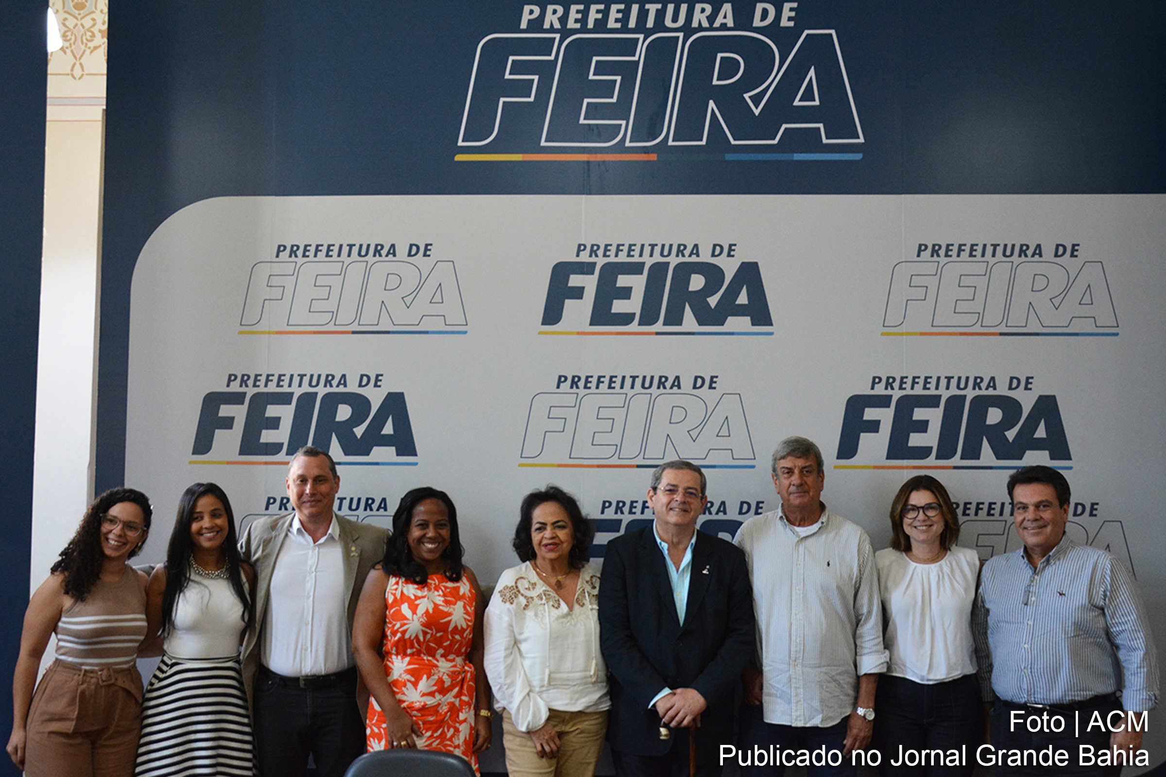 Feira de Santana inicia programa pioneiro de educação bilíngue em escolas públicas com apoio da ACBEU.